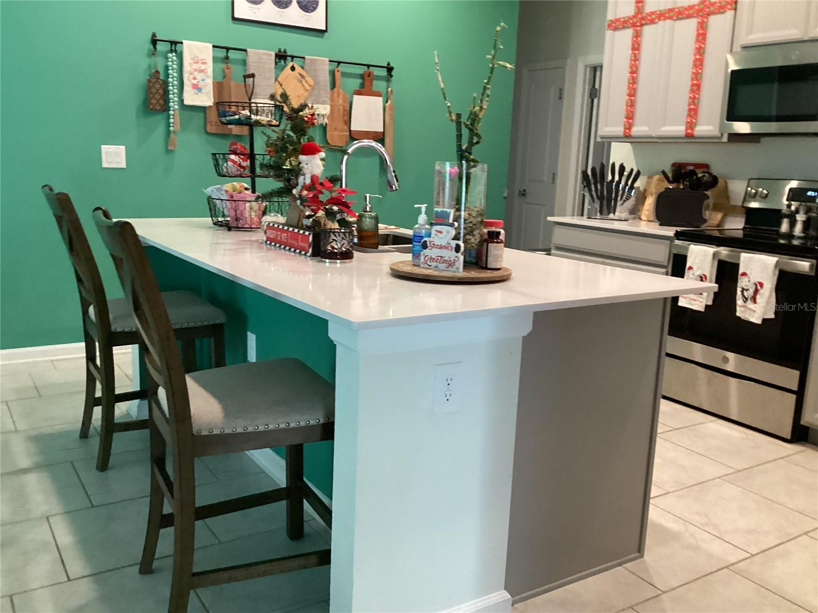 Image 9 of 42 For 260 Pershing Street