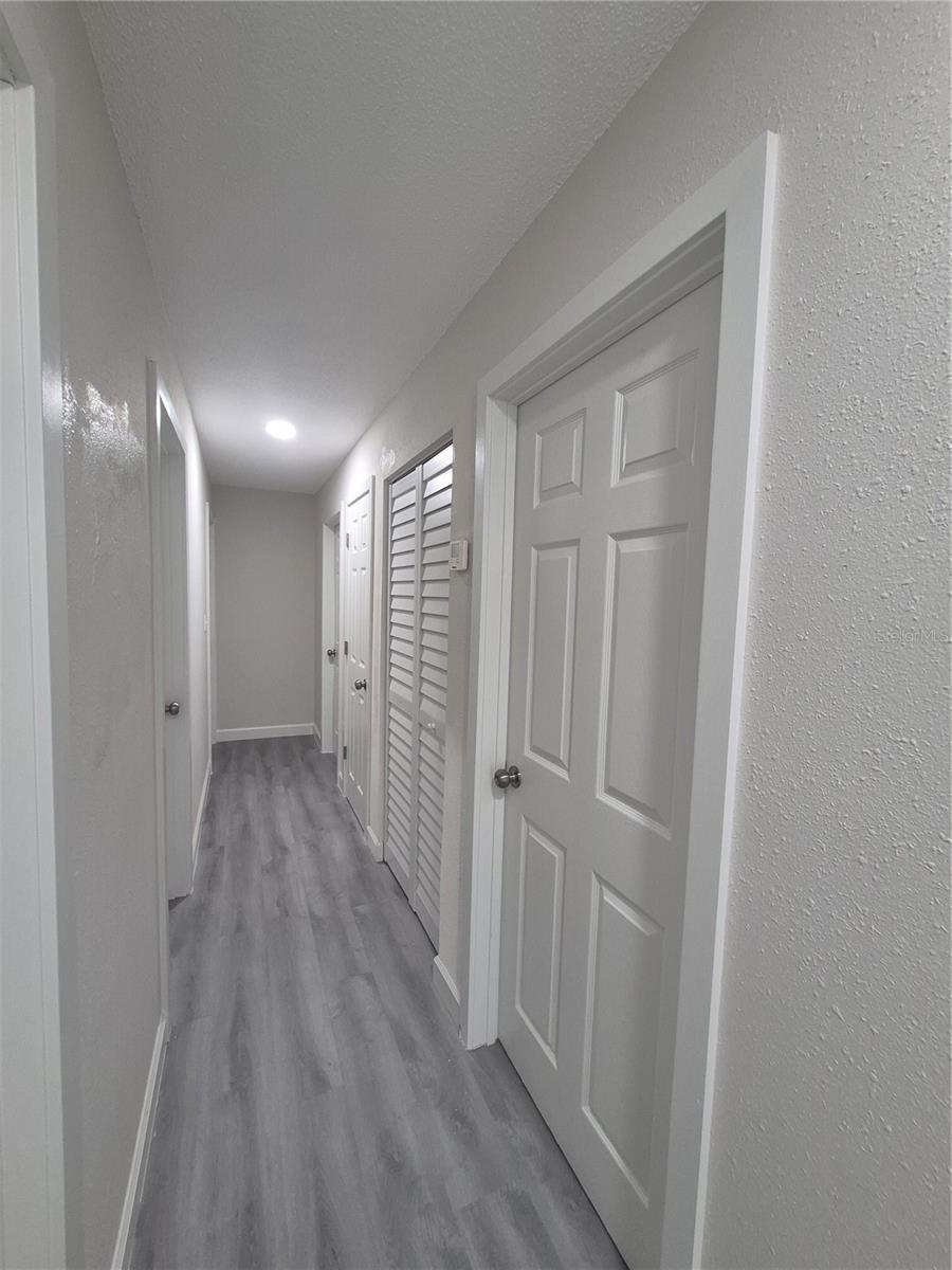 Image 32 of 48 For 980 Bacon Circle Ne