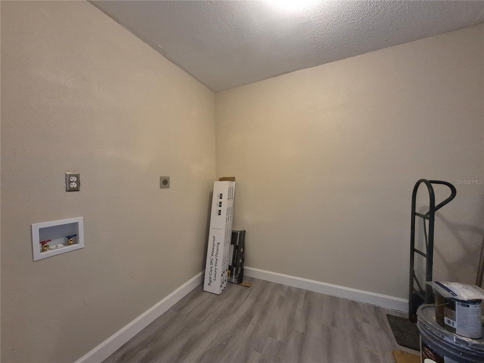 Image 40 of 48 For 980 Bacon Circle Ne