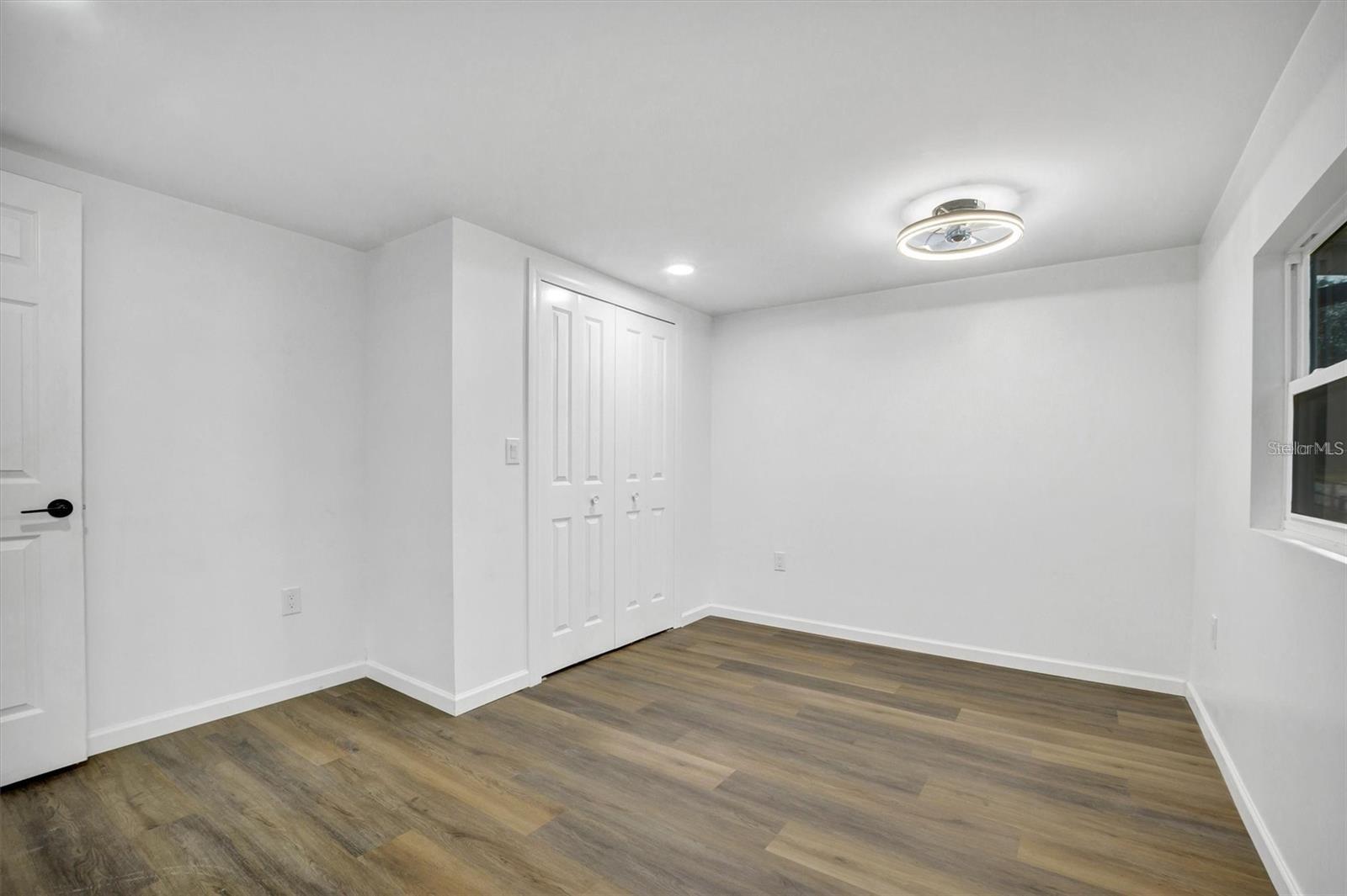 Image 14 of 23 For 414 Monroe Lane