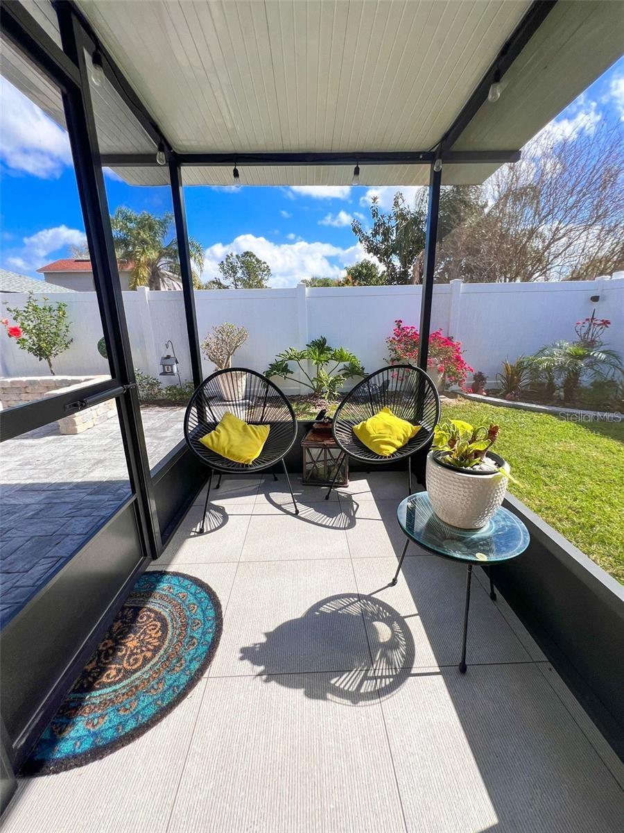 Image 22 of 31 For 307 Diamond Ridge Boulevard