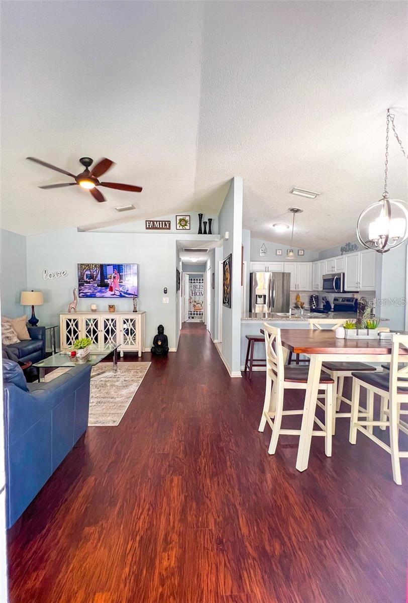 Image 5 of 31 For 307 Diamond Ridge Boulevard