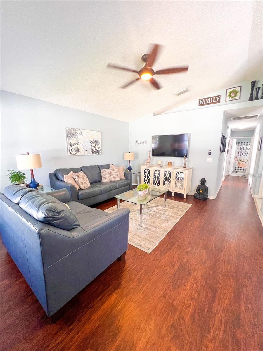 Image 7 of 31 For 307 Diamond Ridge Boulevard