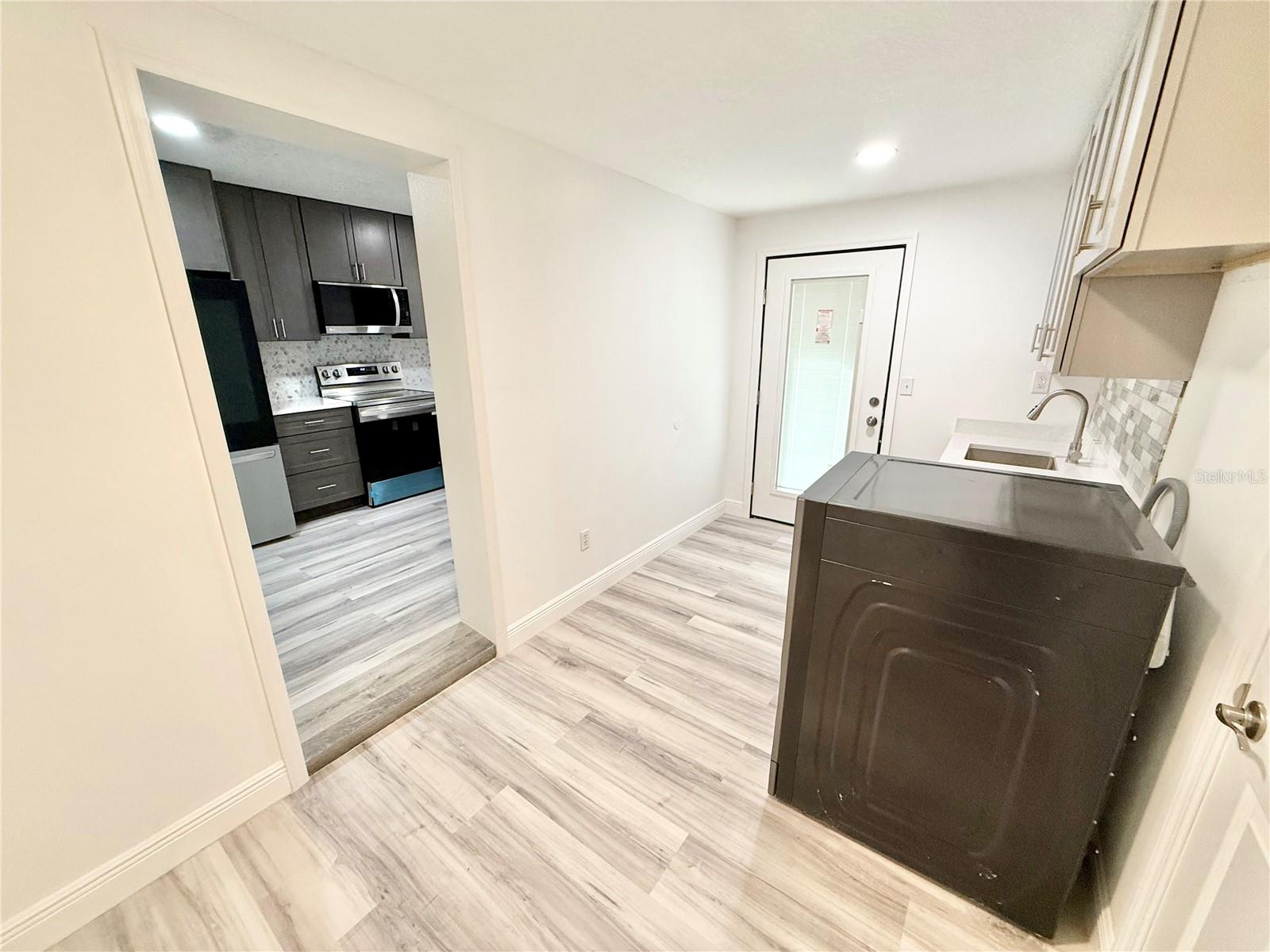 Image 12 of 27 For 2922 6th Avenue