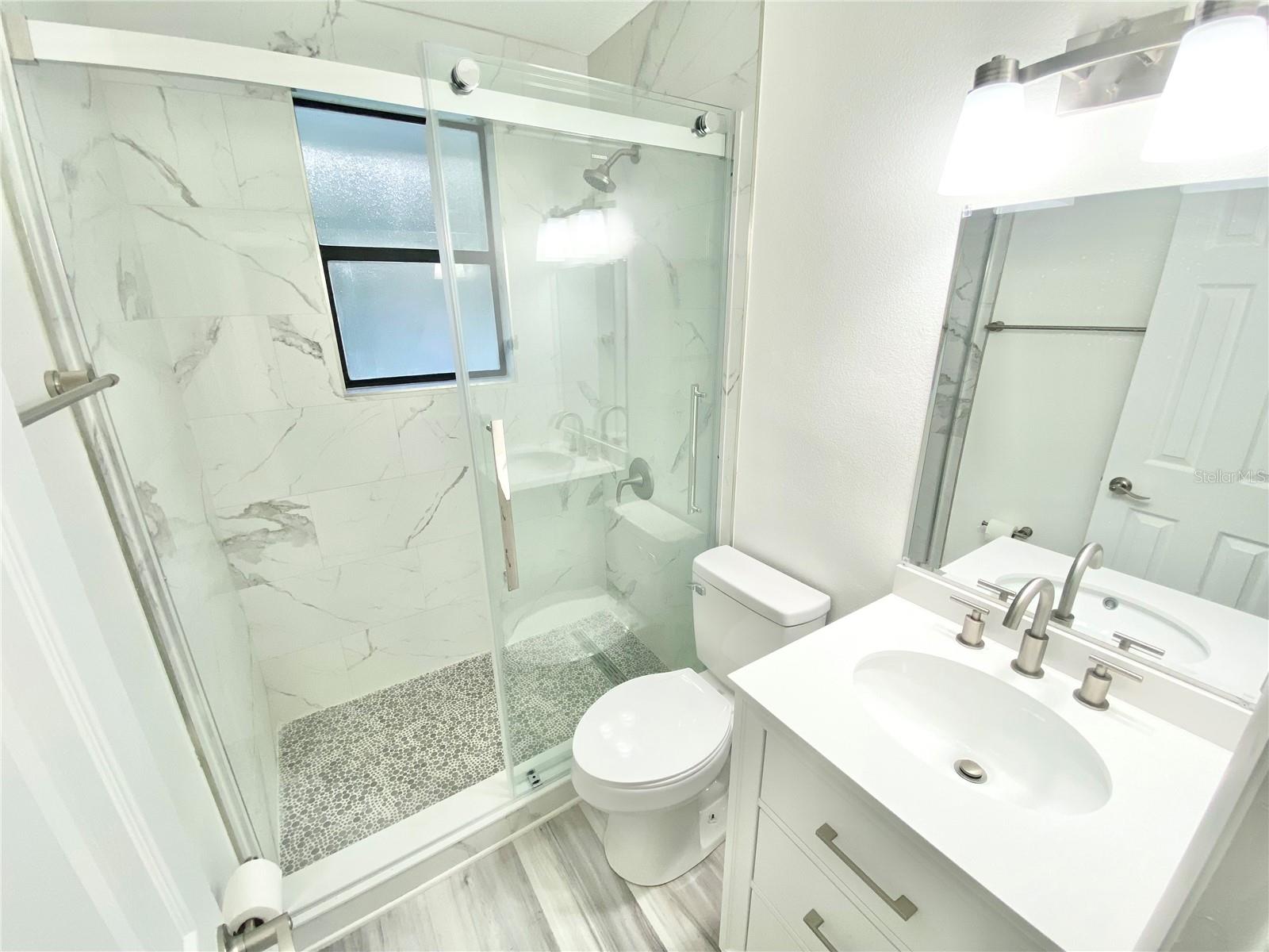 Image 22 of 27 For 2922 6th Avenue