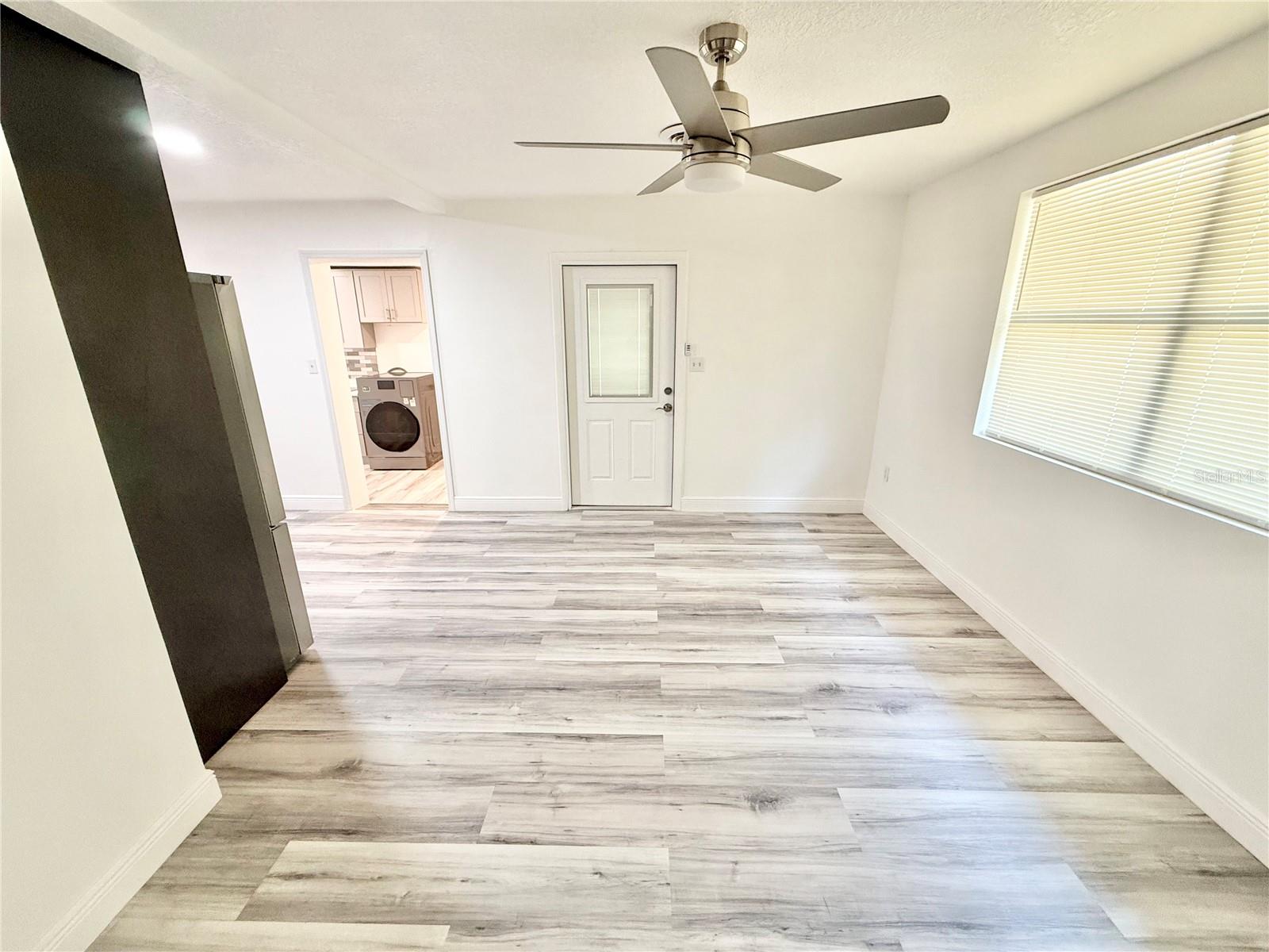 Image 6 of 27 For 2922 6th Avenue