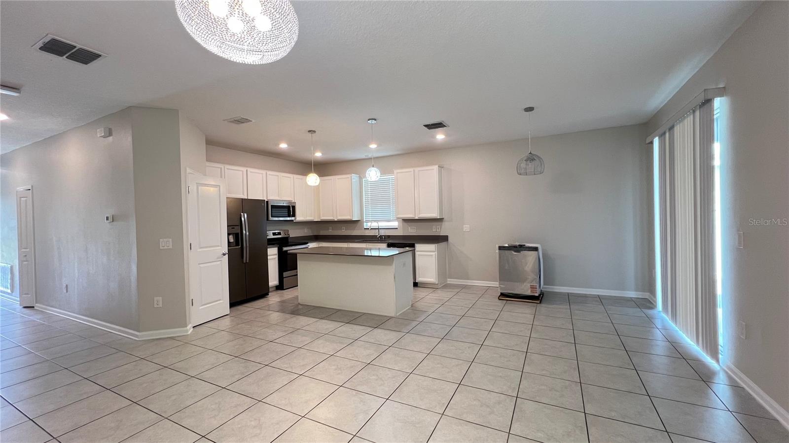 Image 22 of 37 For 16466 Glassy Loch Loop