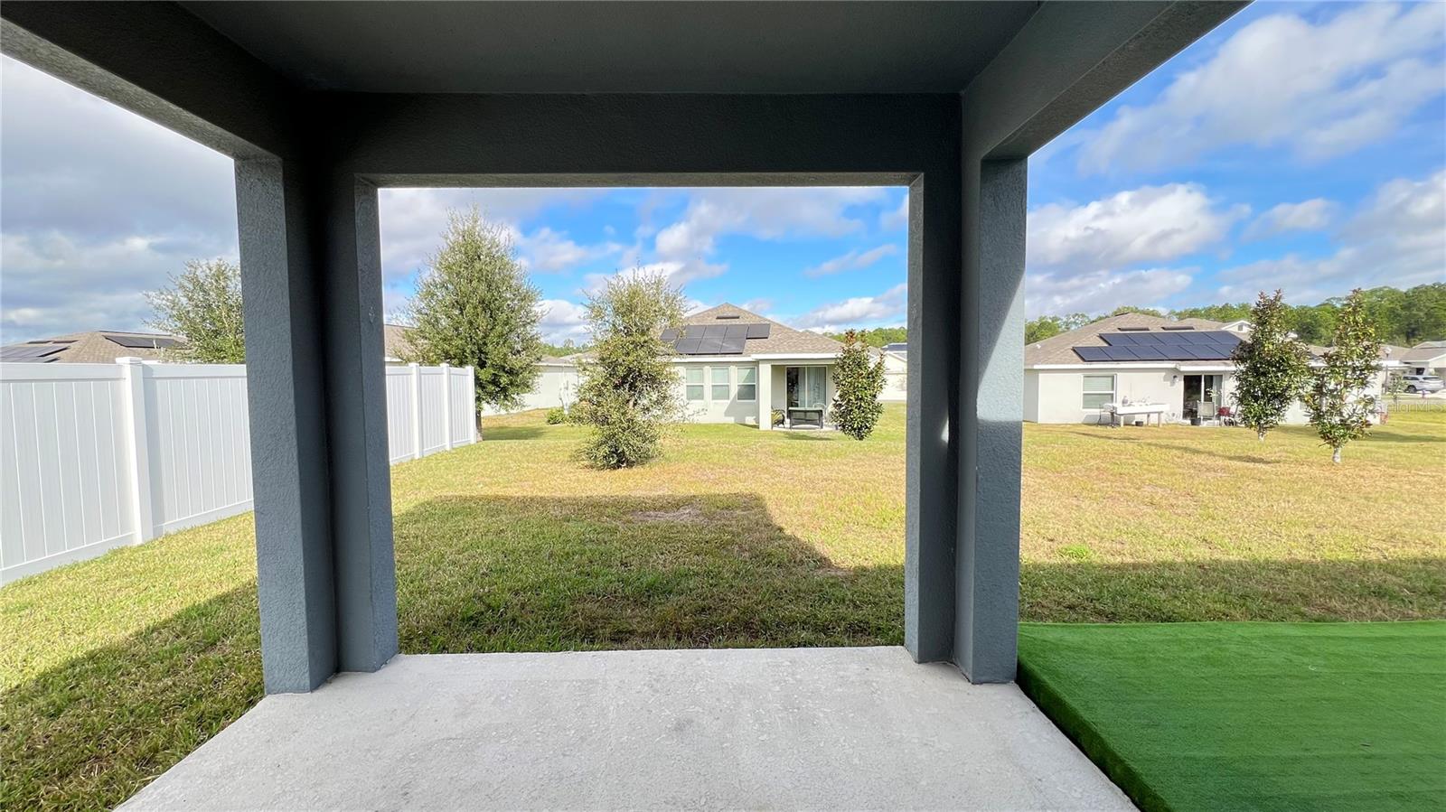 Image 25 of 37 For 16466 Glassy Loch Loop