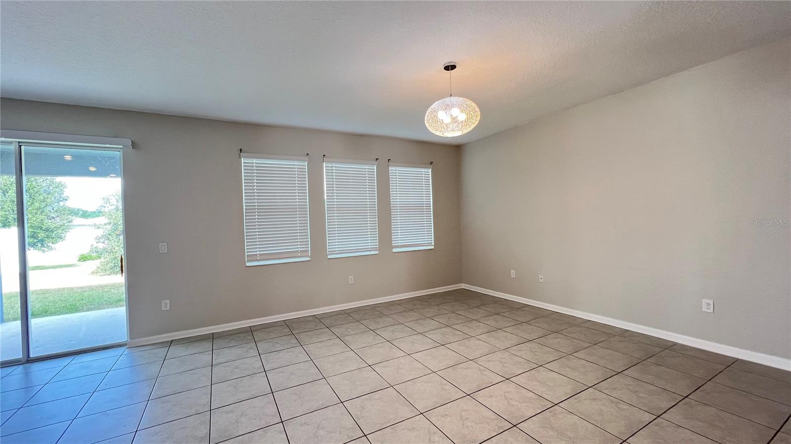 Image 27 of 37 For 16466 Glassy Loch Loop