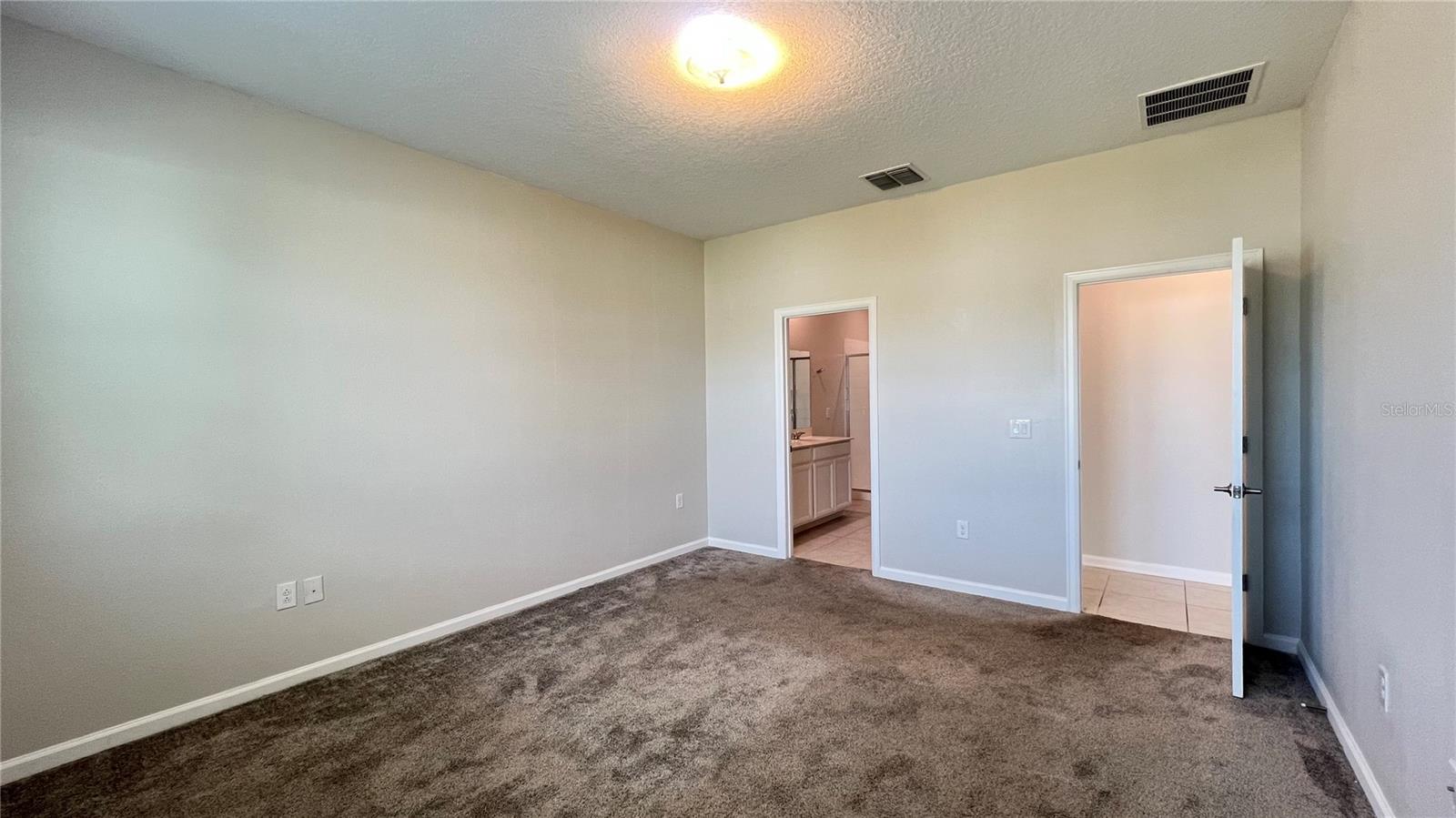 Image 30 of 37 For 16466 Glassy Loch Loop