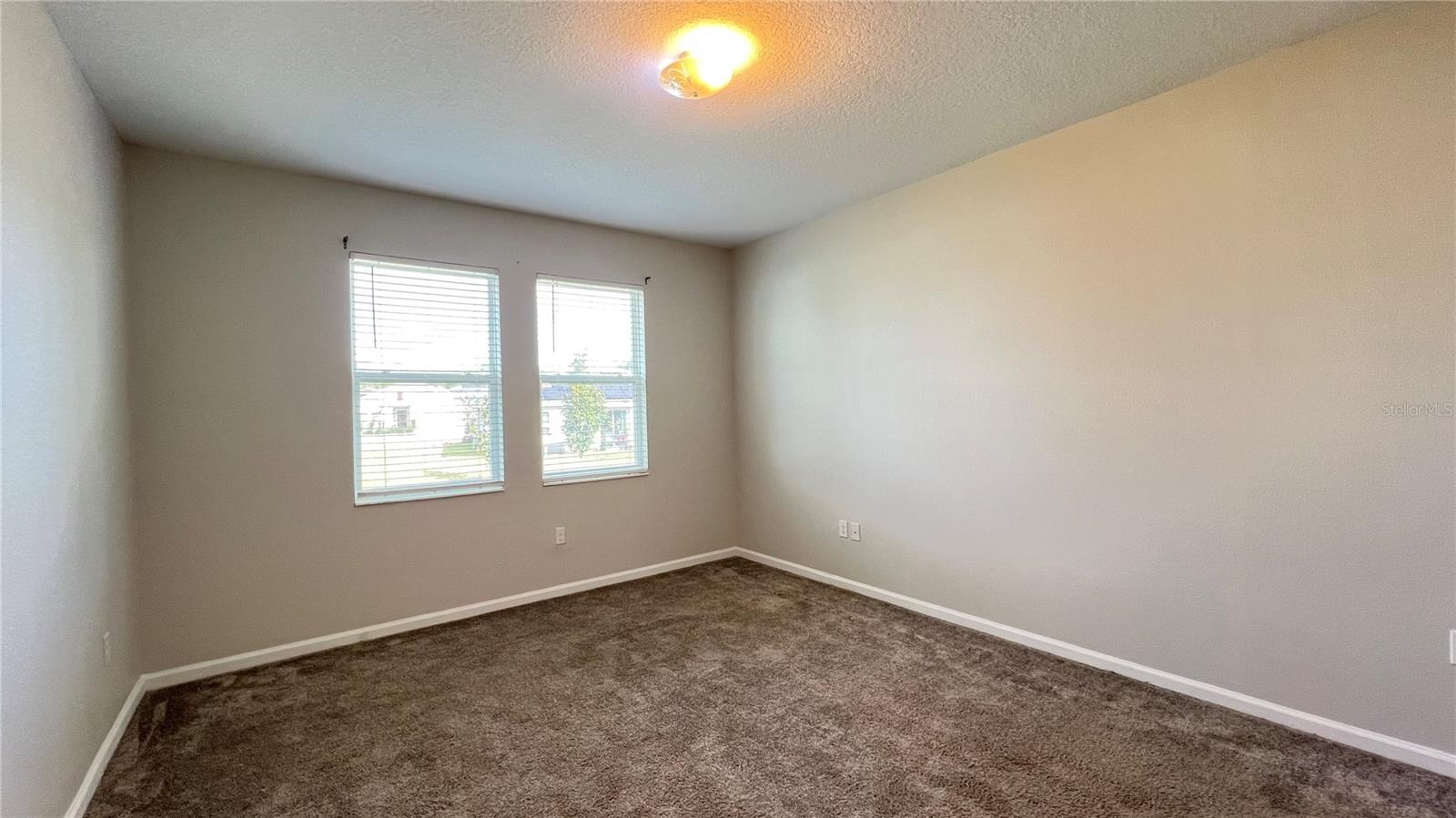 Image 31 of 37 For 16466 Glassy Loch Loop