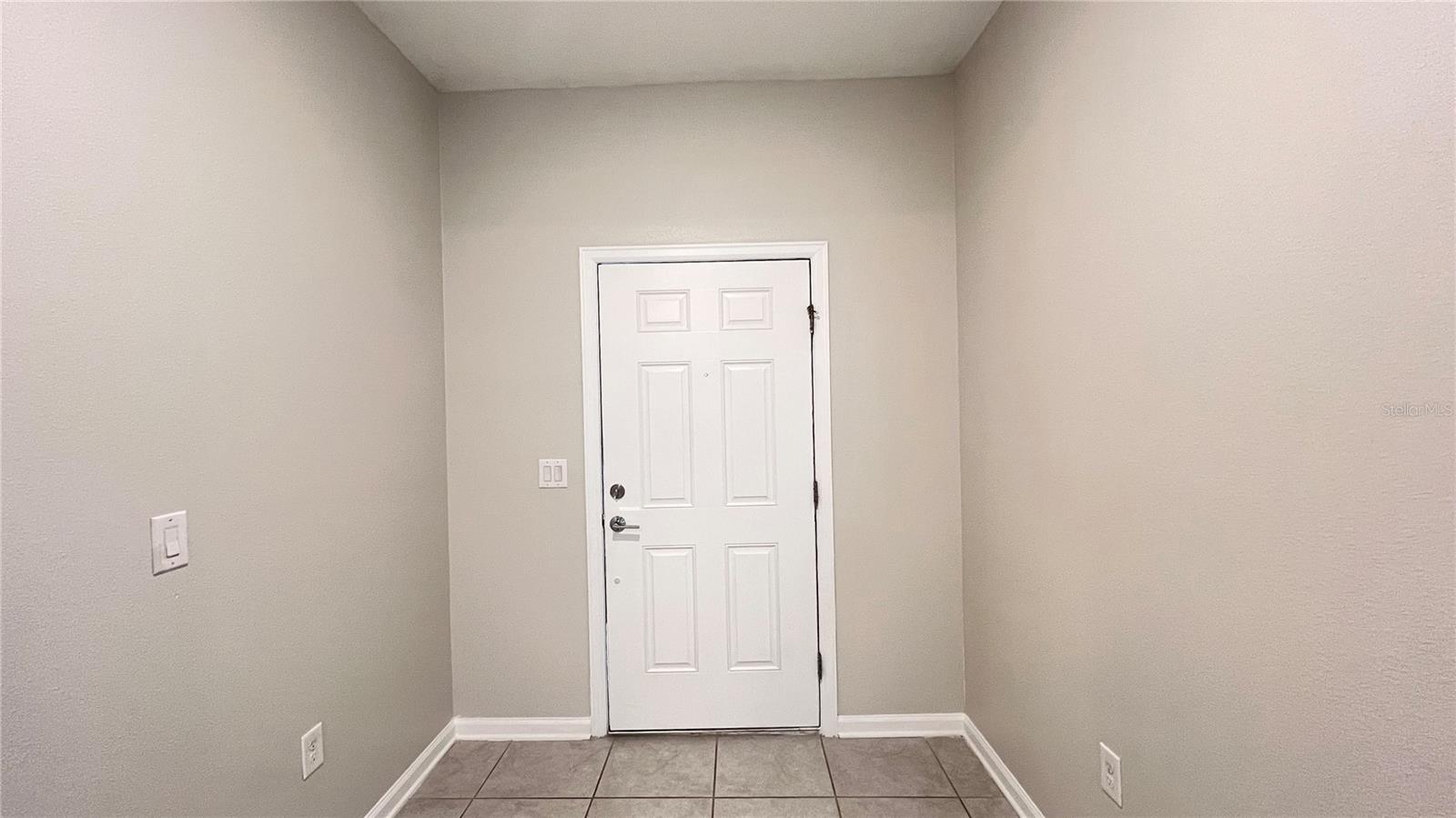 Image 5 of 37 For 16466 Glassy Loch Loop