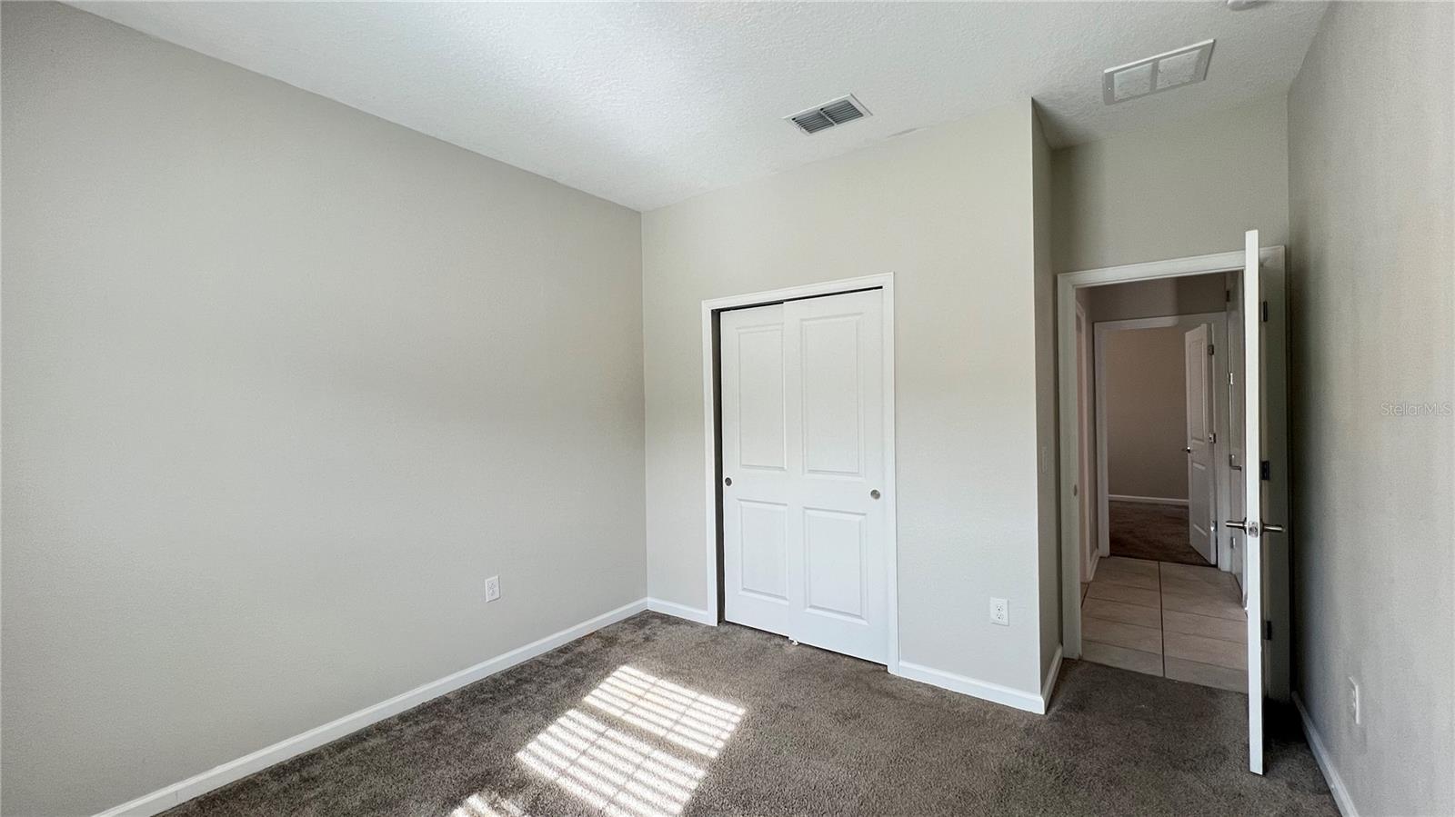 Image 6 of 37 For 16466 Glassy Loch Loop