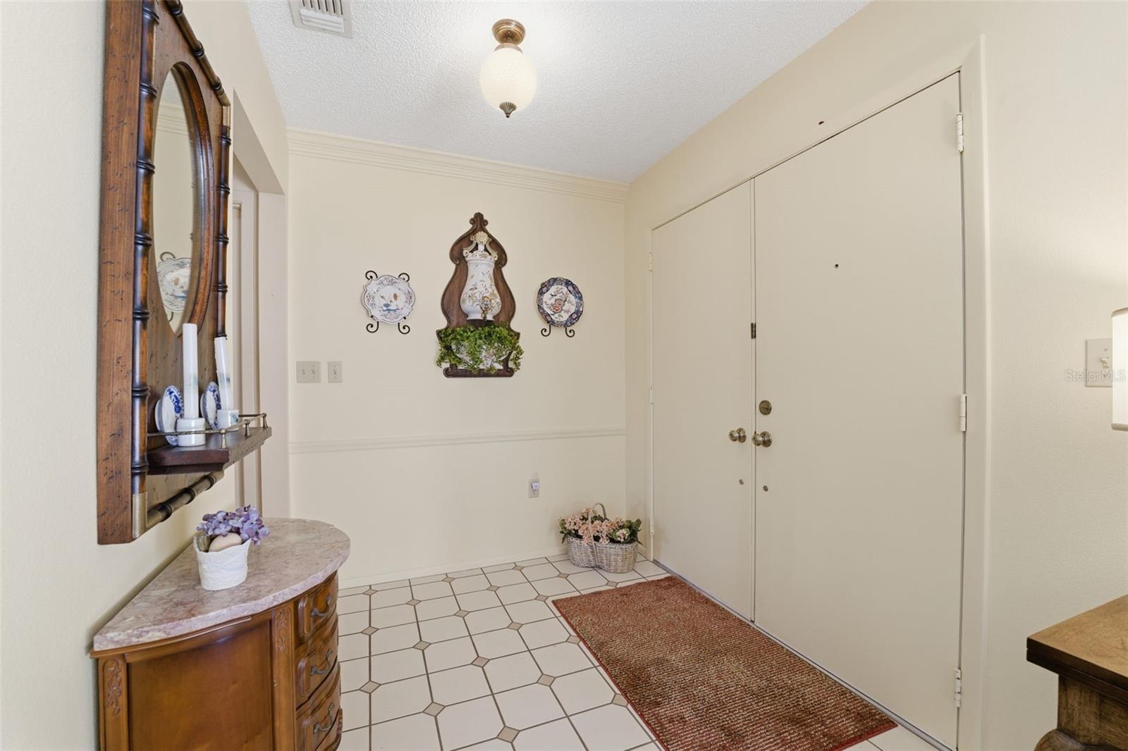 Image 5 of 27 For 8613 Stonehedge Way