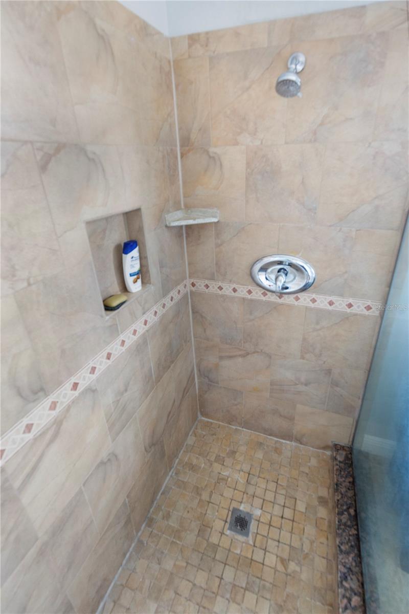 Image 28 of 35 For 2701 Rismen Court