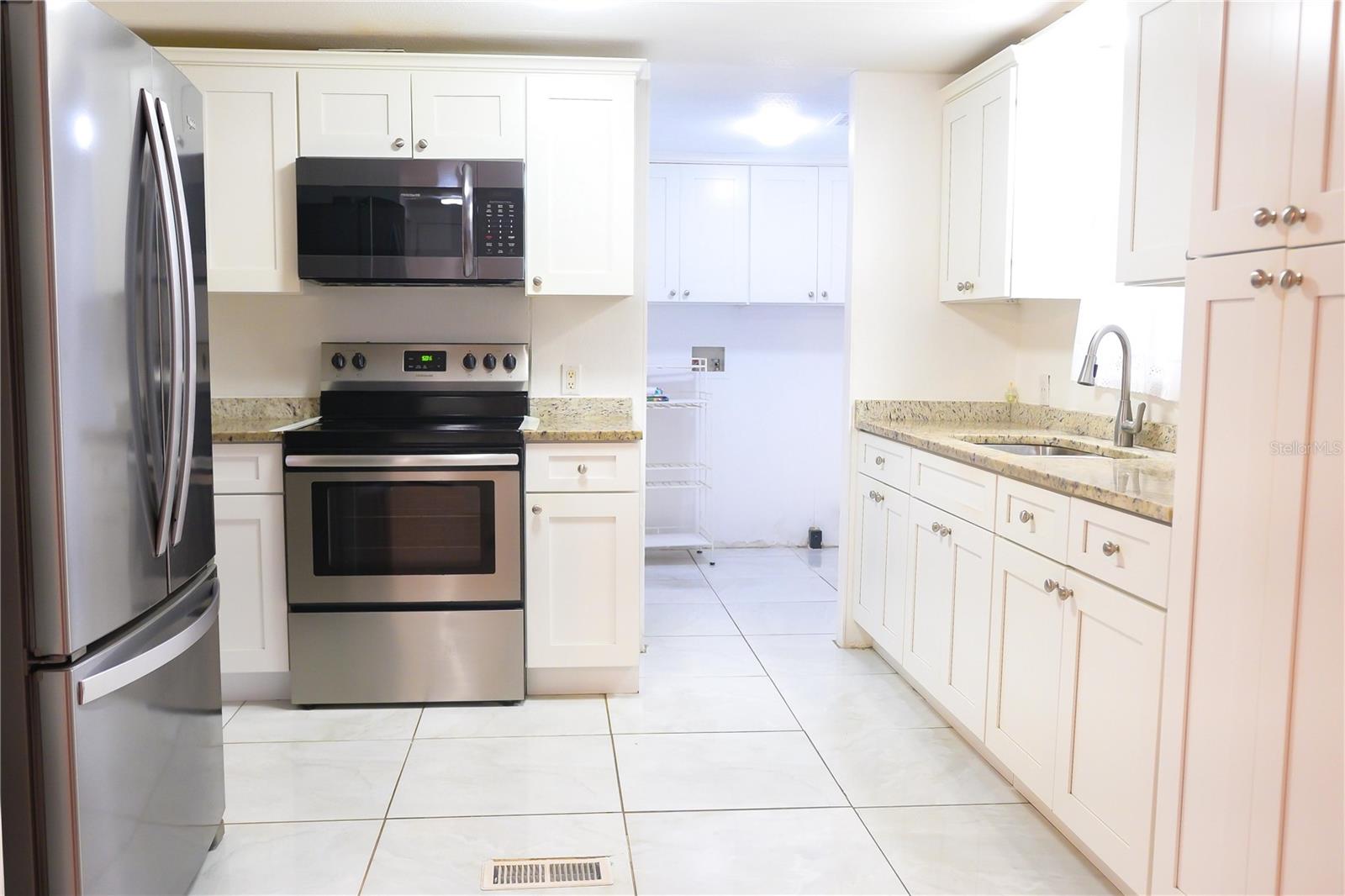 Image 8 of 23 For 630 Carpenter Road