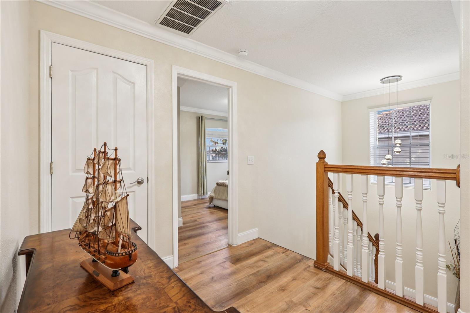 Image 22 of 60 For 215 Vista Drive