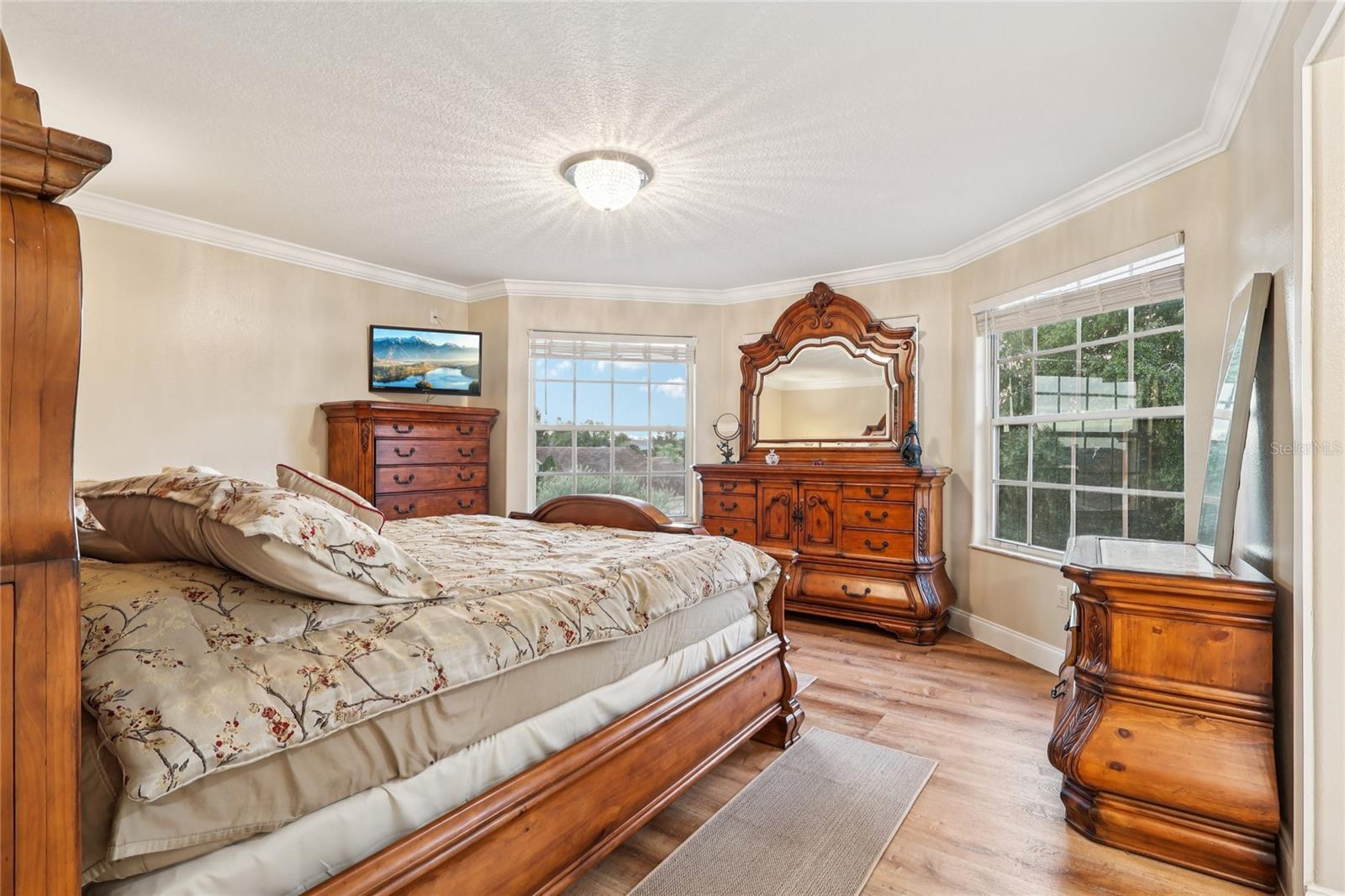 Image 31 of 60 For 215 Vista Drive