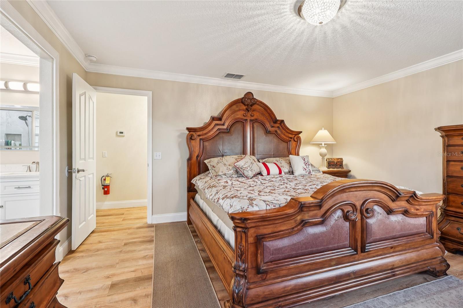 Image 33 of 60 For 215 Vista Drive