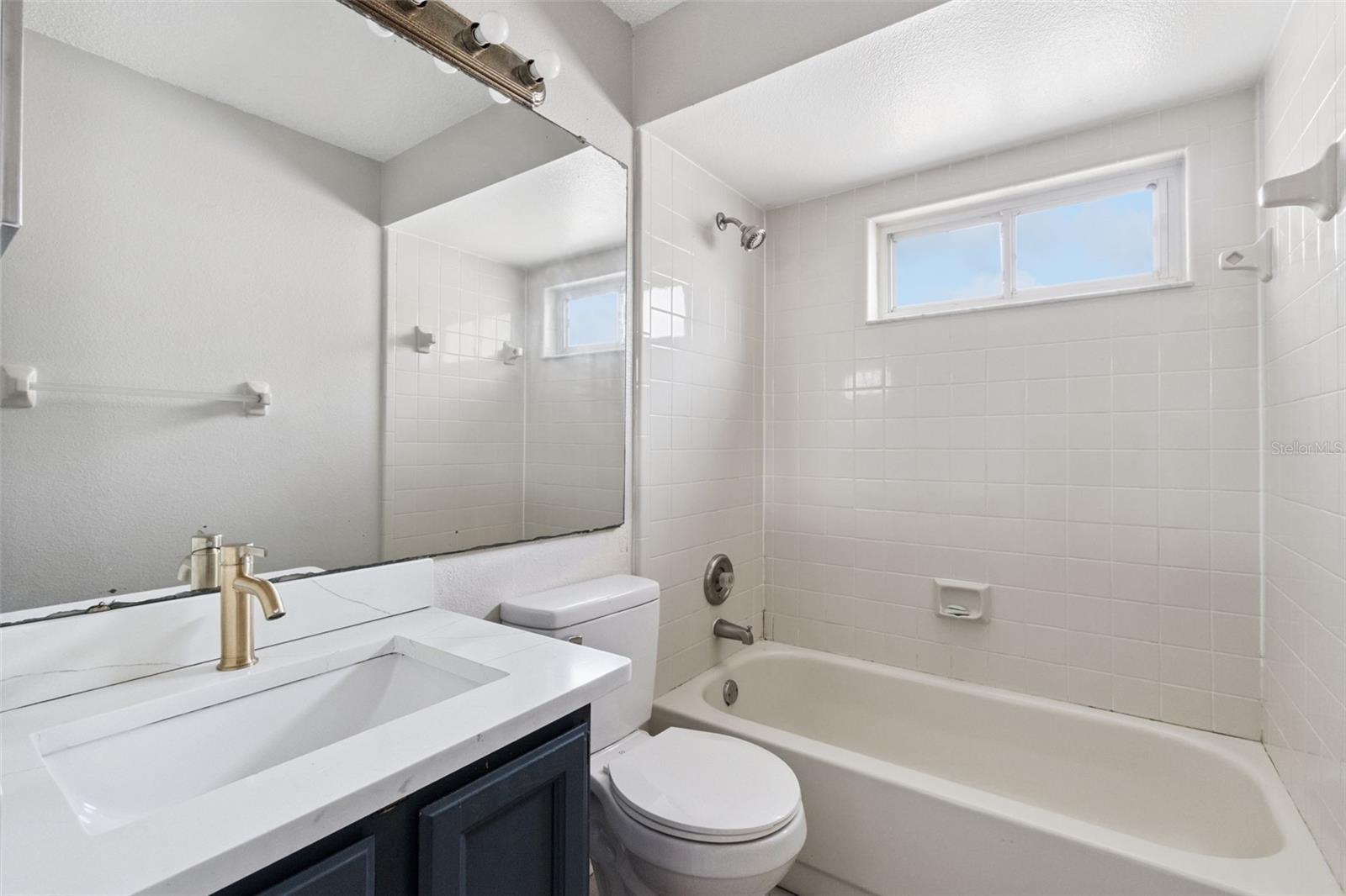 Image 6 of 14 For 4598 Conway Landing Drive