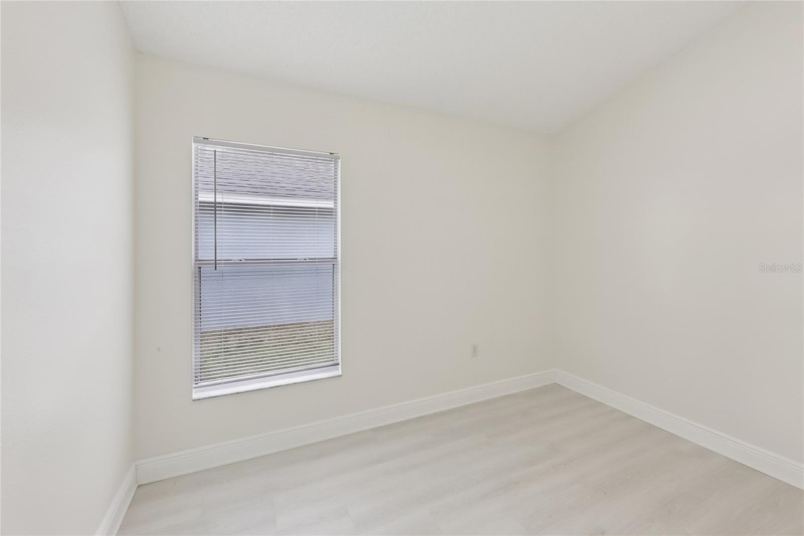 Image 22 of 38 For 221 Garberia Drive