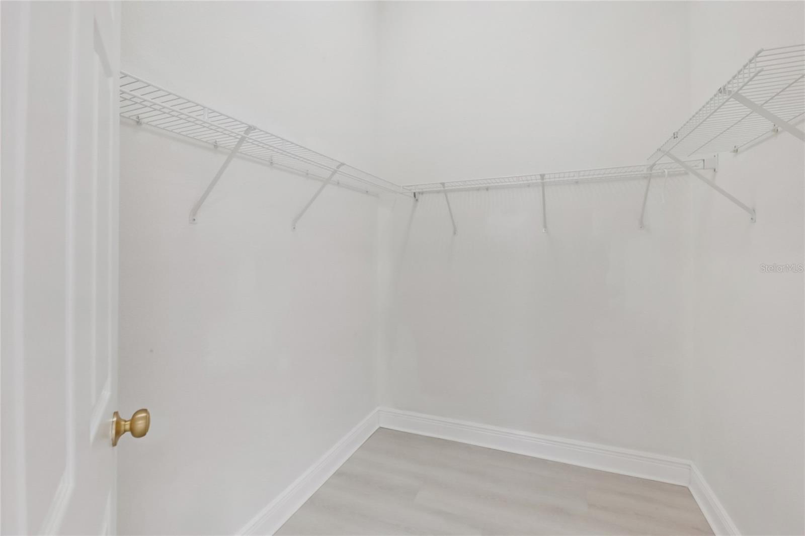 Image 24 of 38 For 221 Garberia Drive