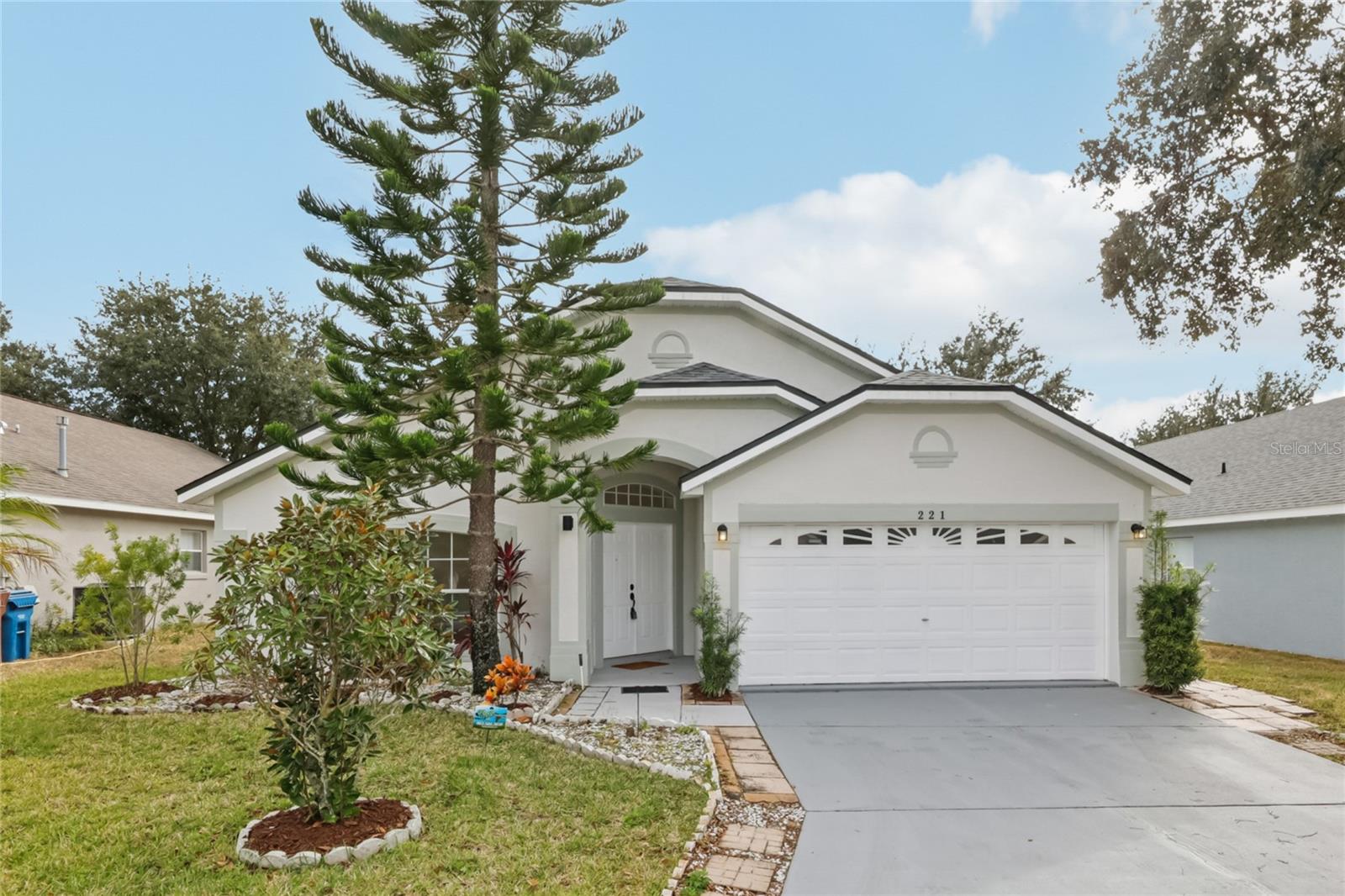 Image 3 of 38 For 221 Garberia Drive