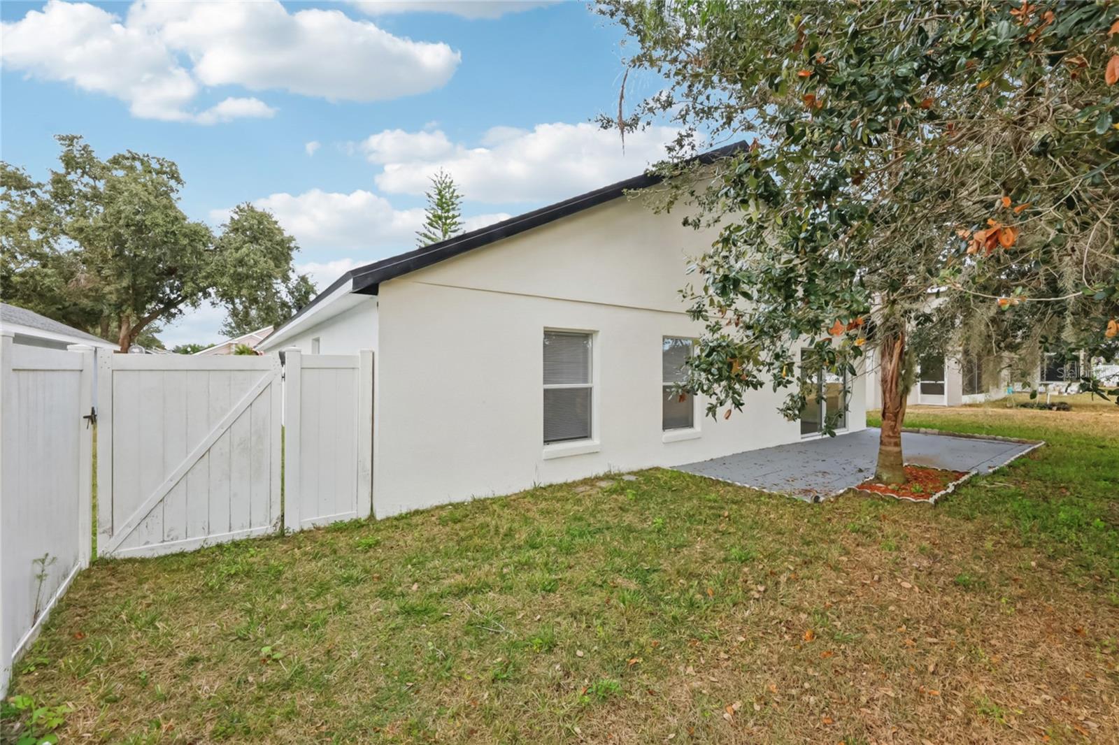 Image 33 of 38 For 221 Garberia Drive