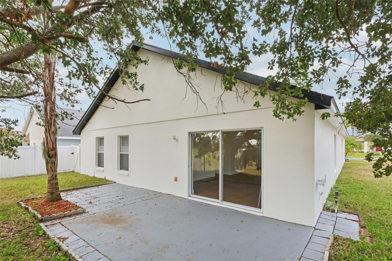 Image 34 of 38 For 221 Garberia Drive