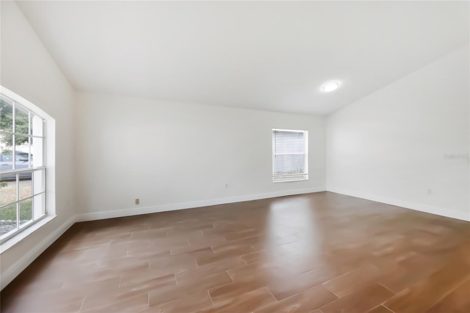 Image 6 of 38 For 221 Garberia Drive