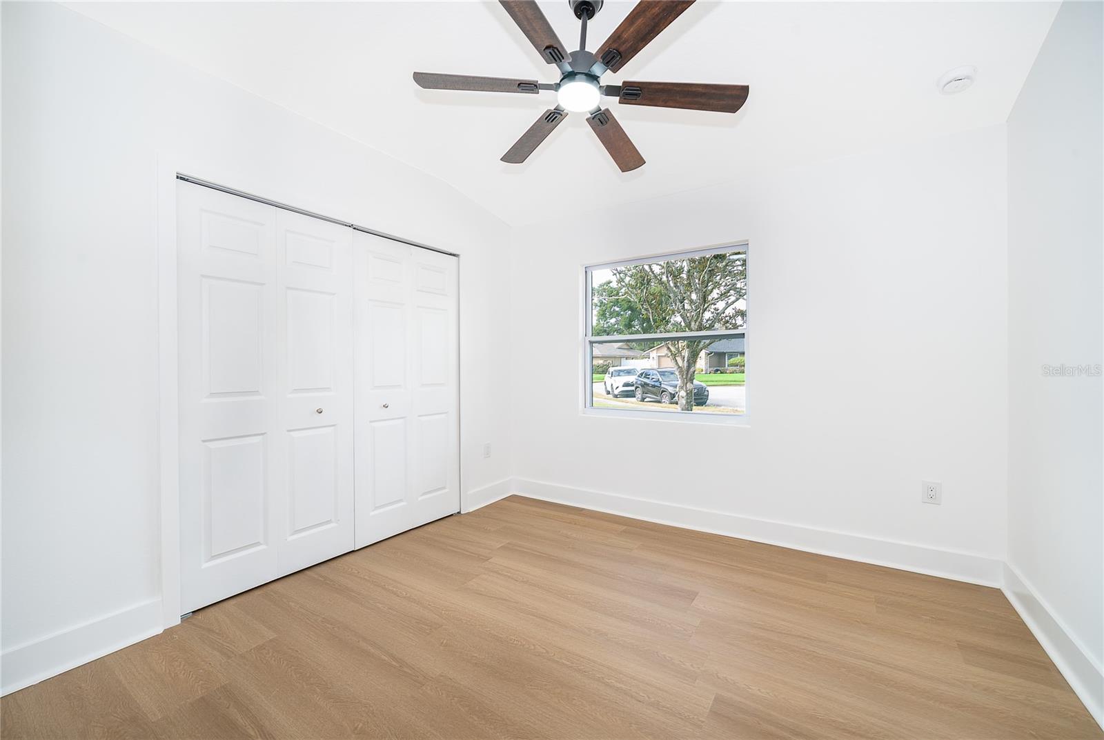 Image 28 of 42 For 5116 Jeannine Court