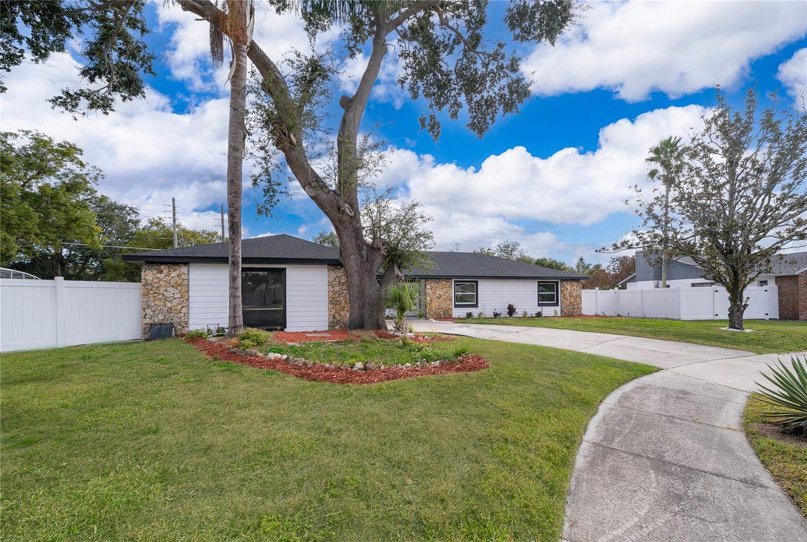 Image 3 of 42 For 5116 Jeannine Court