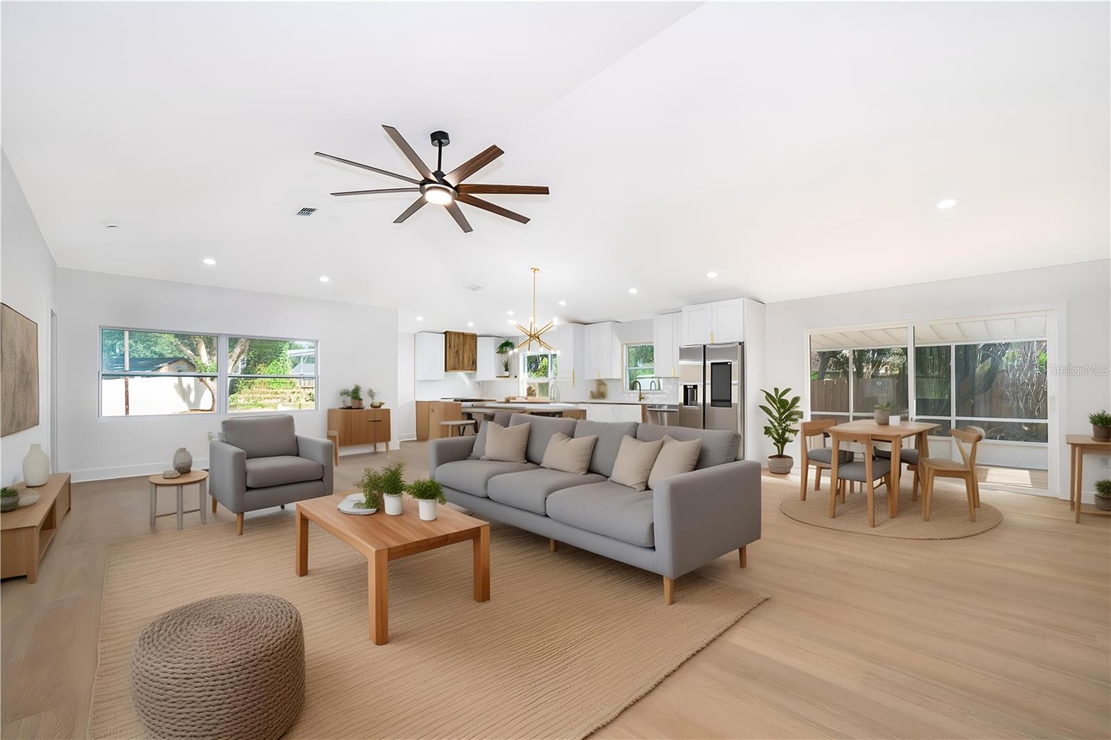 Image 4 of 42 For 5116 Jeannine Court