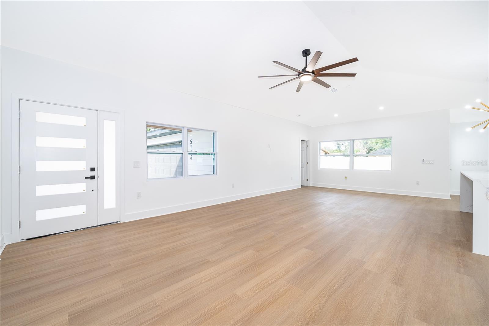 Image 7 of 42 For 5116 Jeannine Court