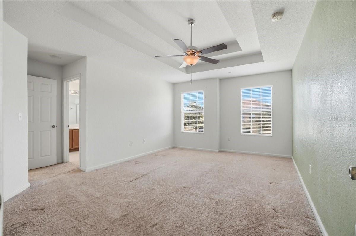 Image 17 of 41 For 3000 Ashland Lane S