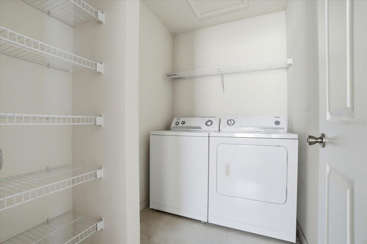 Image 34 of 41 For 3000 Ashland Lane S