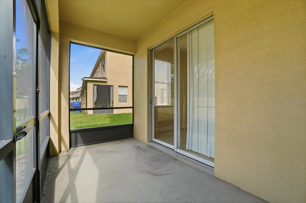 Image 37 of 41 For 3000 Ashland Lane S