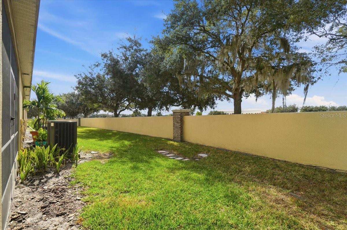 Image 39 of 41 For 3000 Ashland Lane S