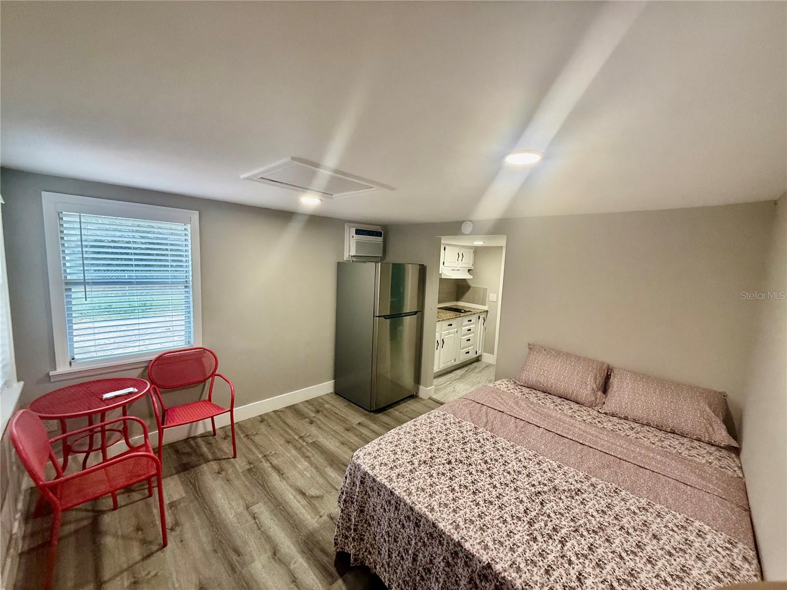 Image 2 of 7 For 3125 Simpson Road