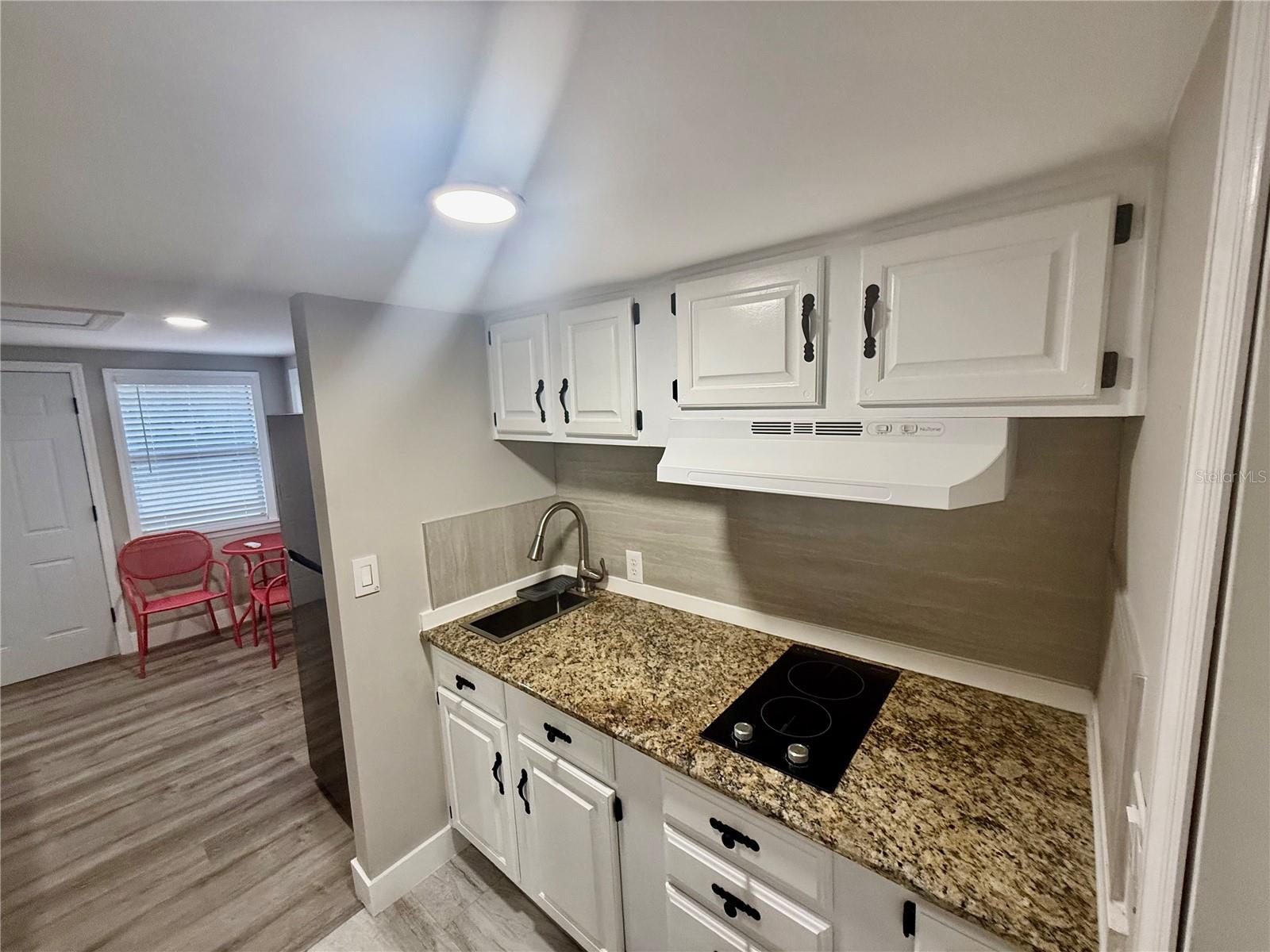 Image 4 of 7 For 3125 Simpson Road