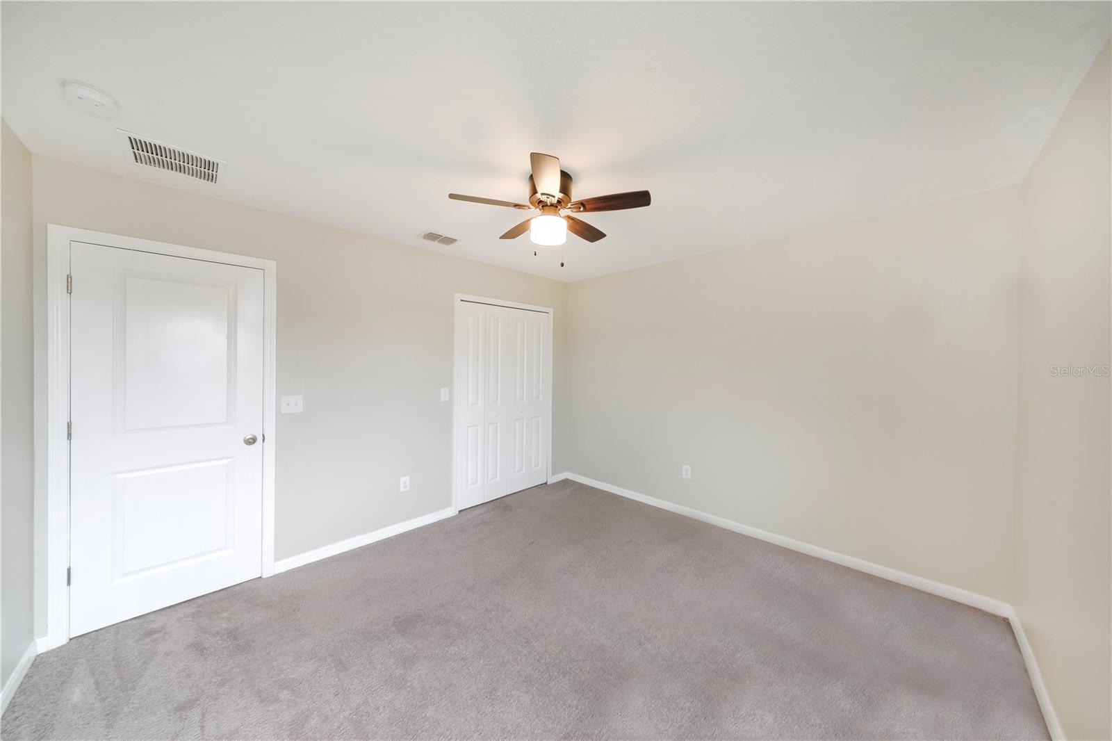 Listing photo id 6 for 10162 Carloway Hills Drive