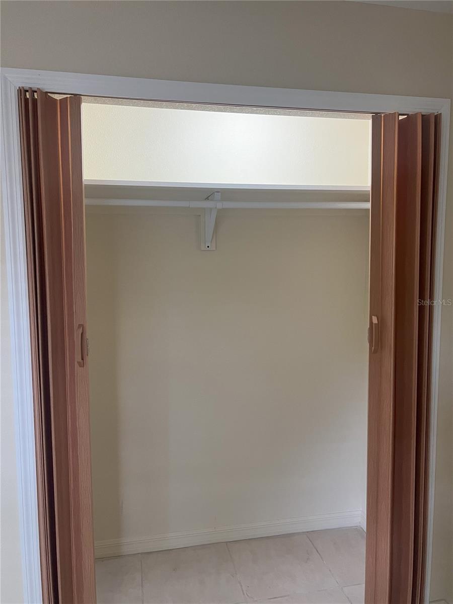 Image 12 of 13 For 953 Monroe Court