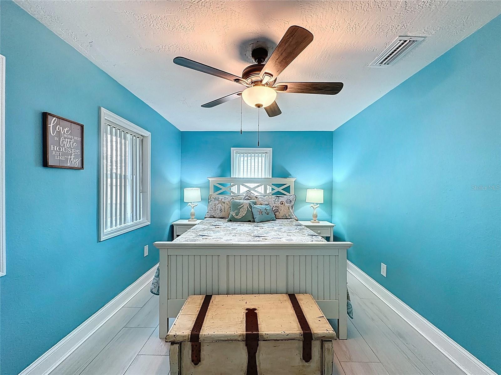 Image 30 of 56 For 414 Oakridge Avenue