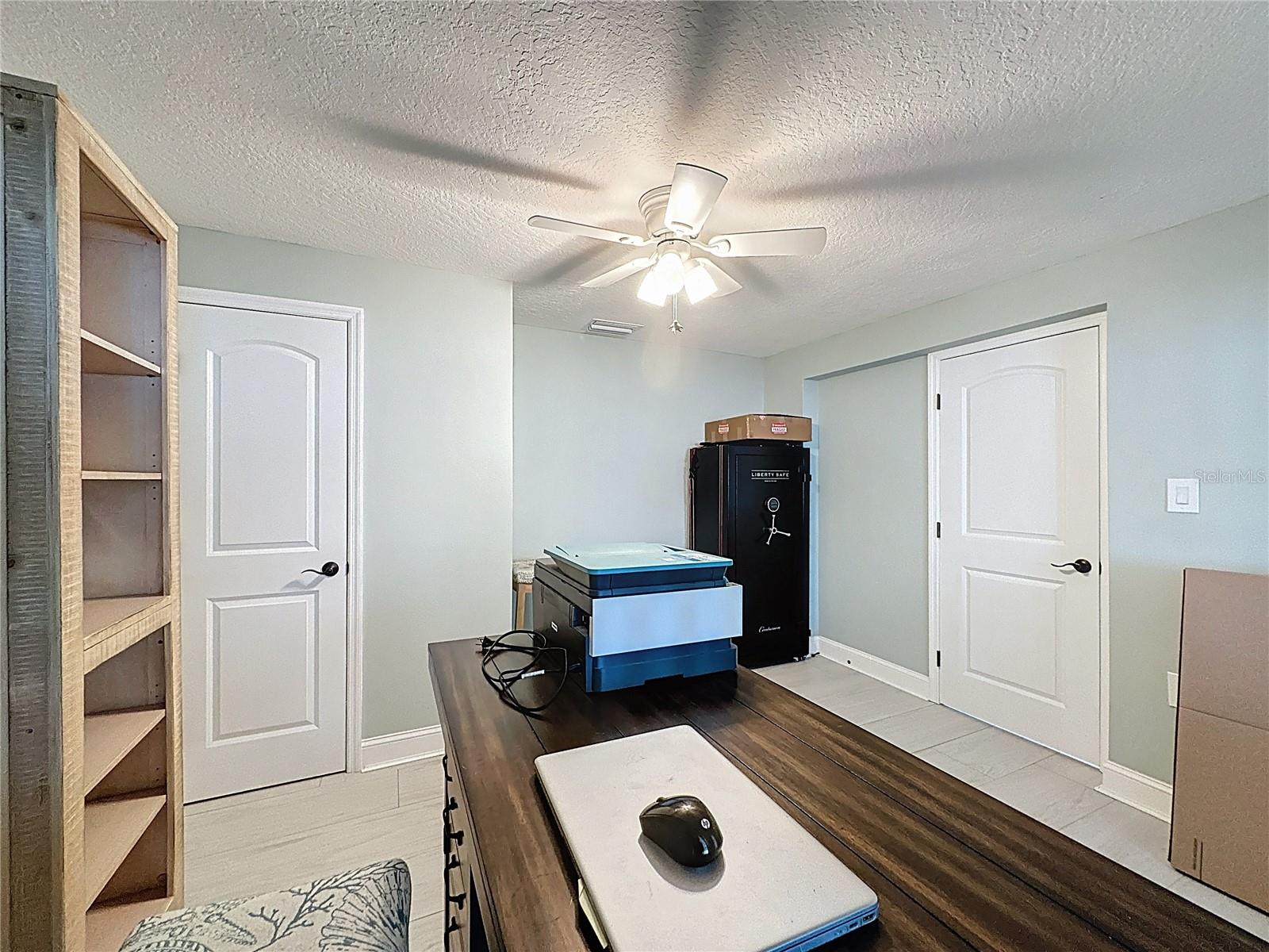 Image 31 of 56 For 414 Oakridge Avenue