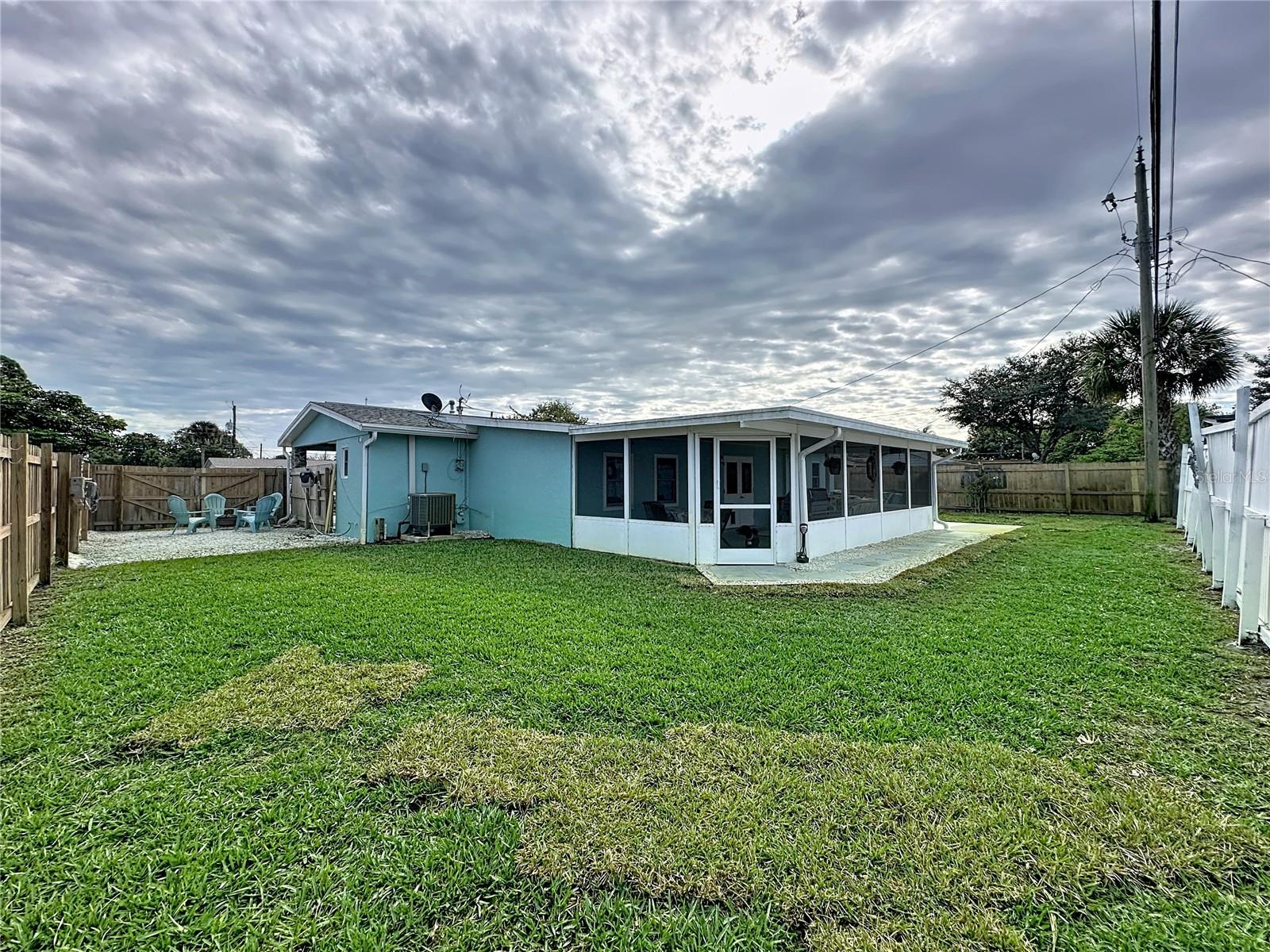 Image 46 of 56 For 414 Oakridge Avenue