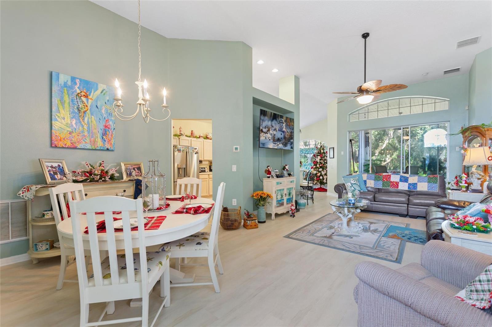 Image 12 of 61 For 642 Vista Oaks Way