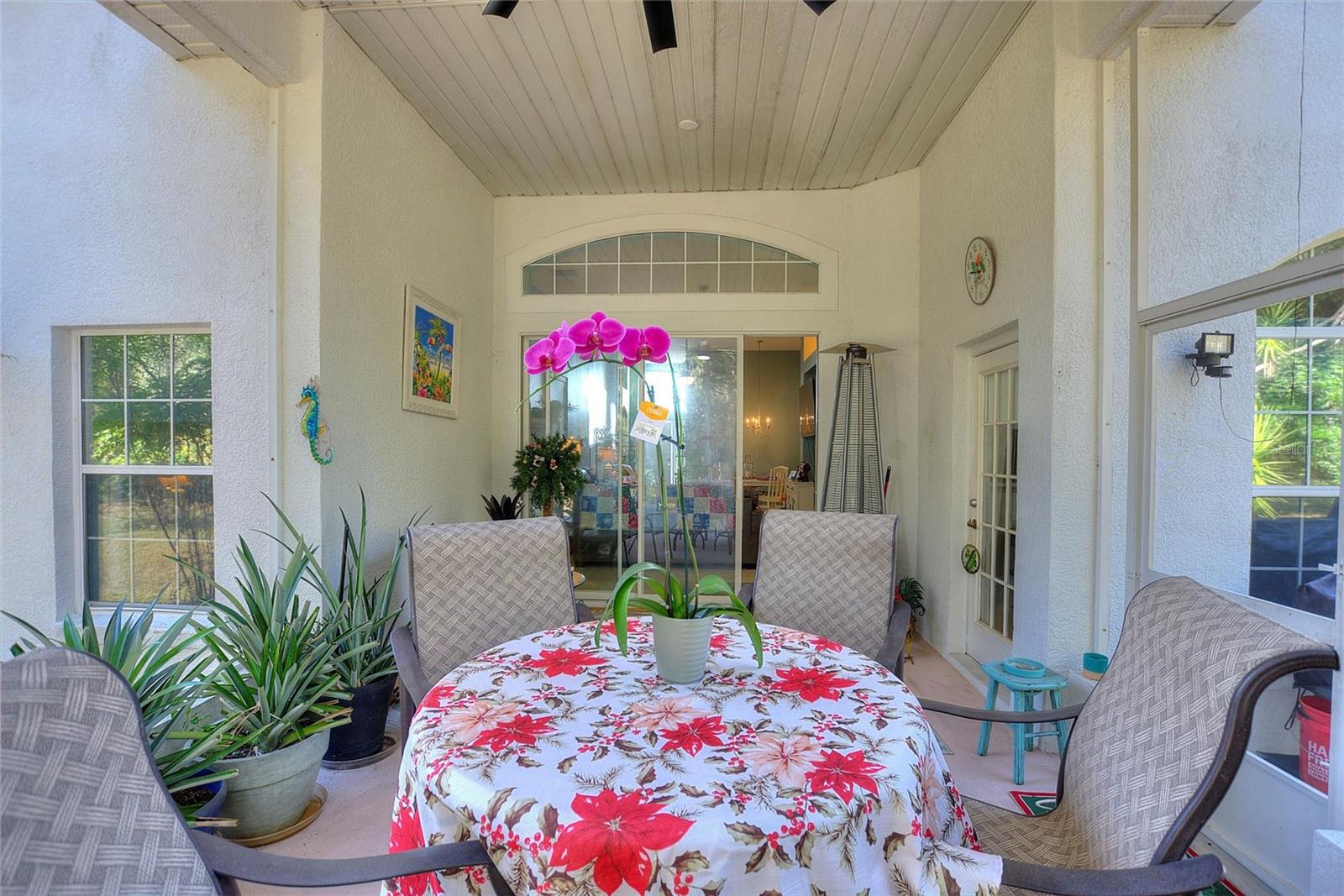 Image 9 of 61 For 642 Vista Oaks Way