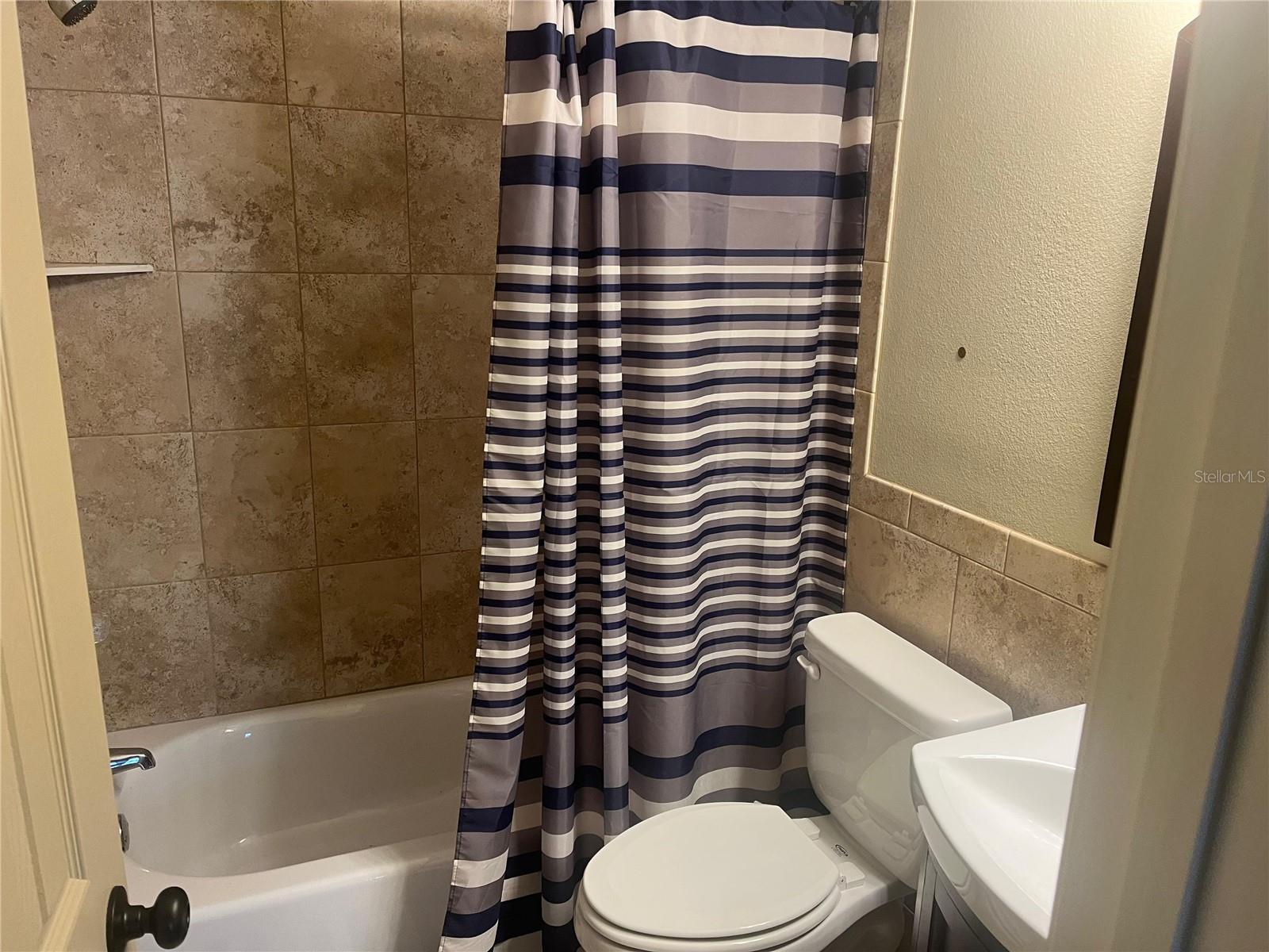 Image 6 of 9 For 1829 Nicaragua Way Ne