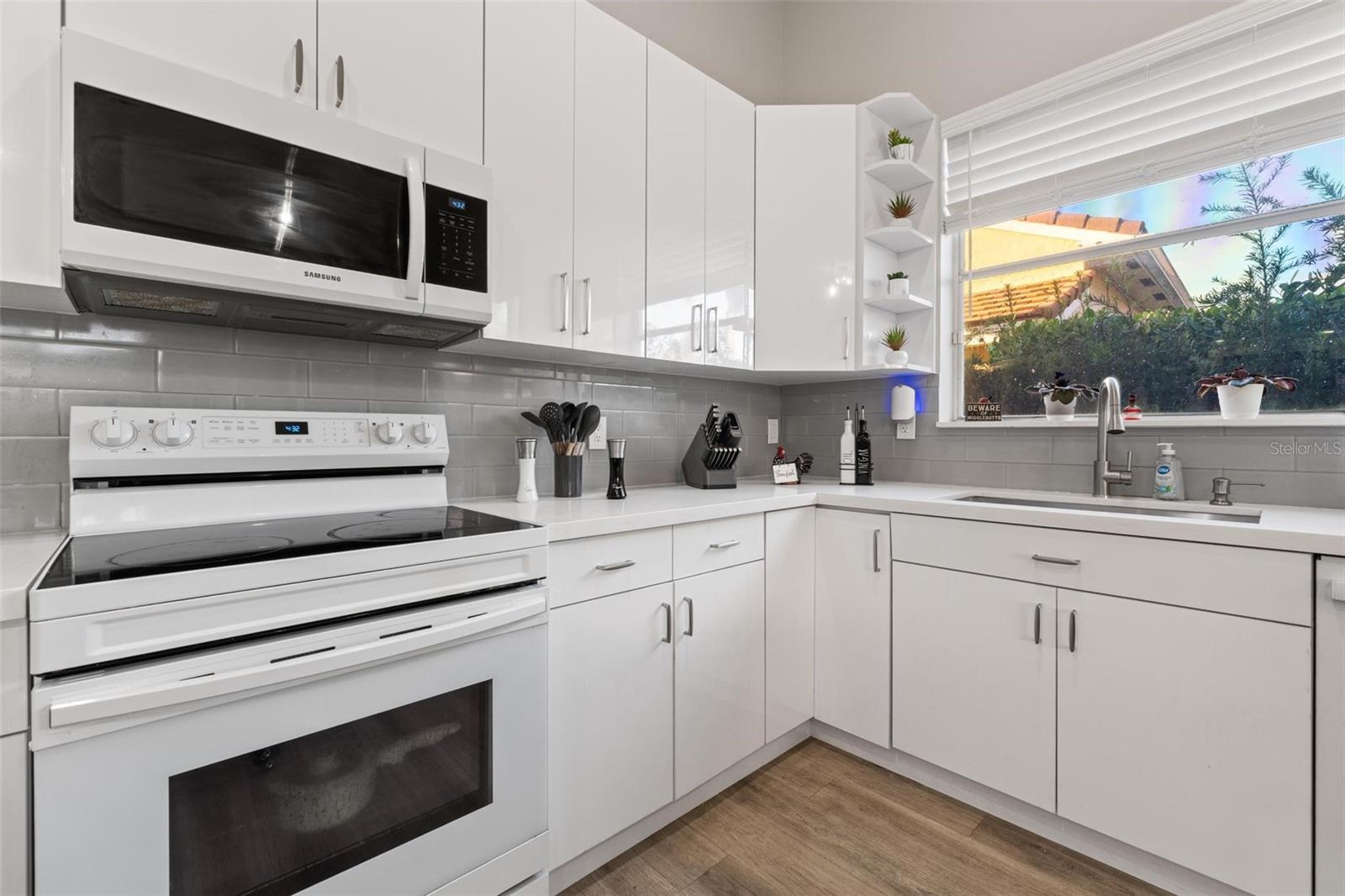 Image 15 of 54 For 343 187th Terrace