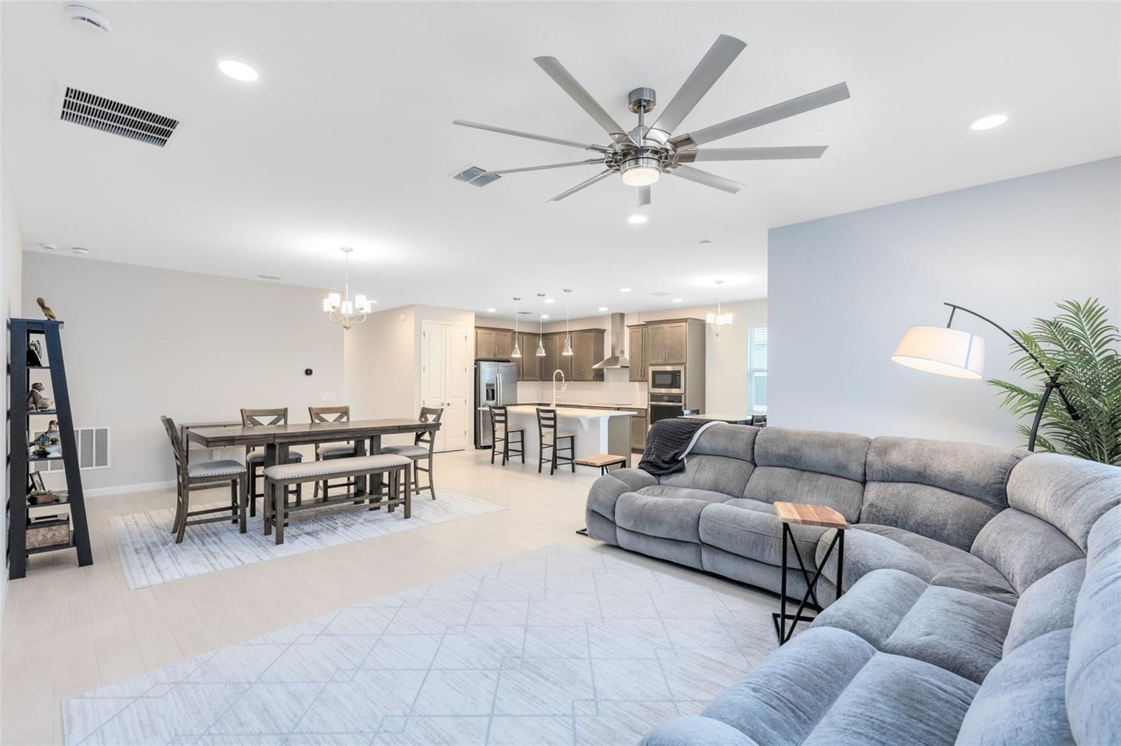 Image 15 of 36 For 5229 Prairie Preserve Run